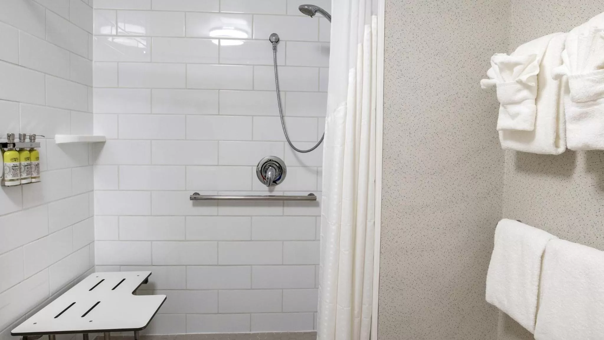 King Room - Mobility Access/Roll in Shower - Non-Smoking in Holiday Inn Express & Suites Racine, an IHG Hotel