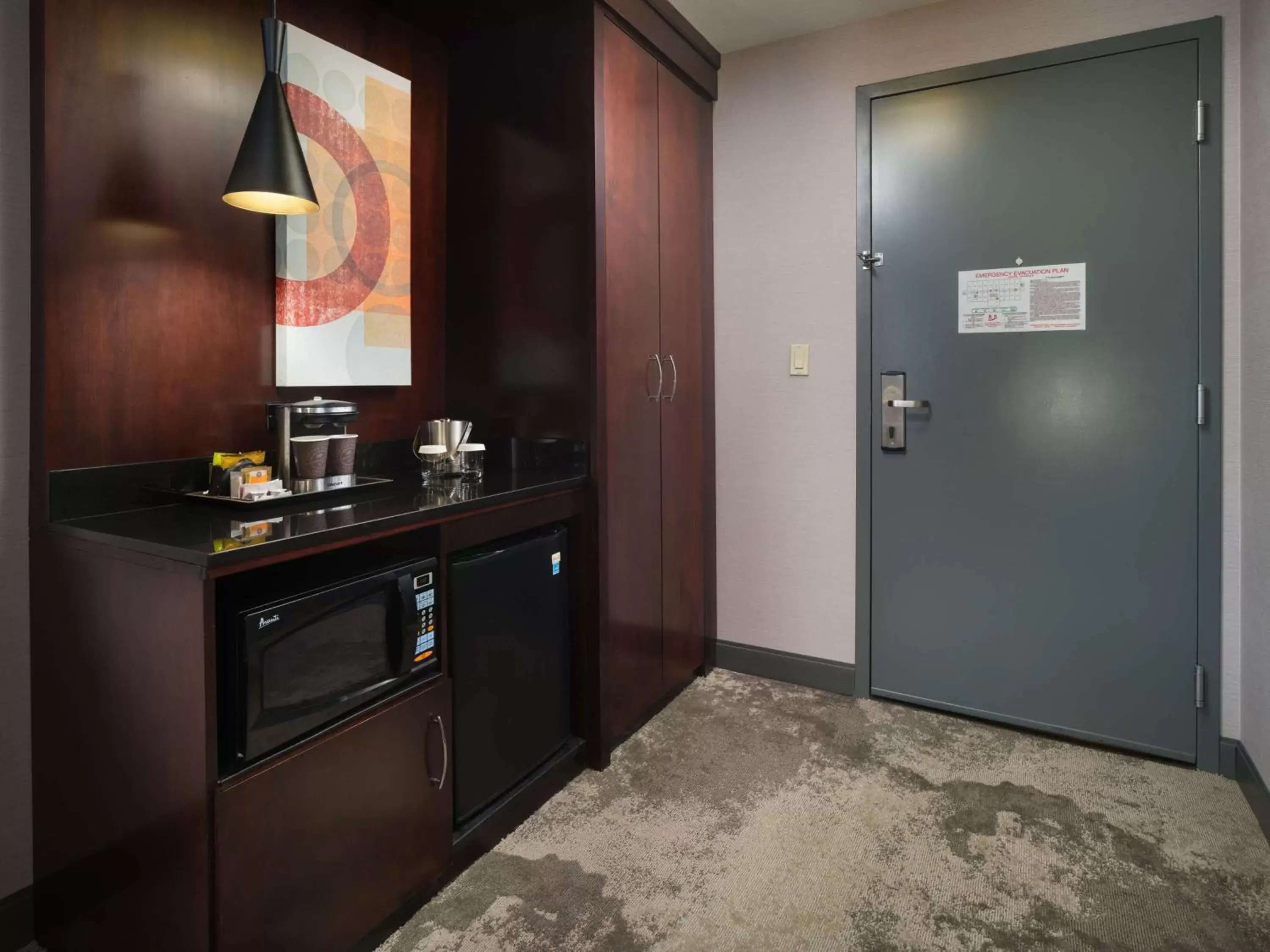 Other, Kitchen/Kitchenette in DoubleTree by Hilton Hotel Chattanooga Downtown