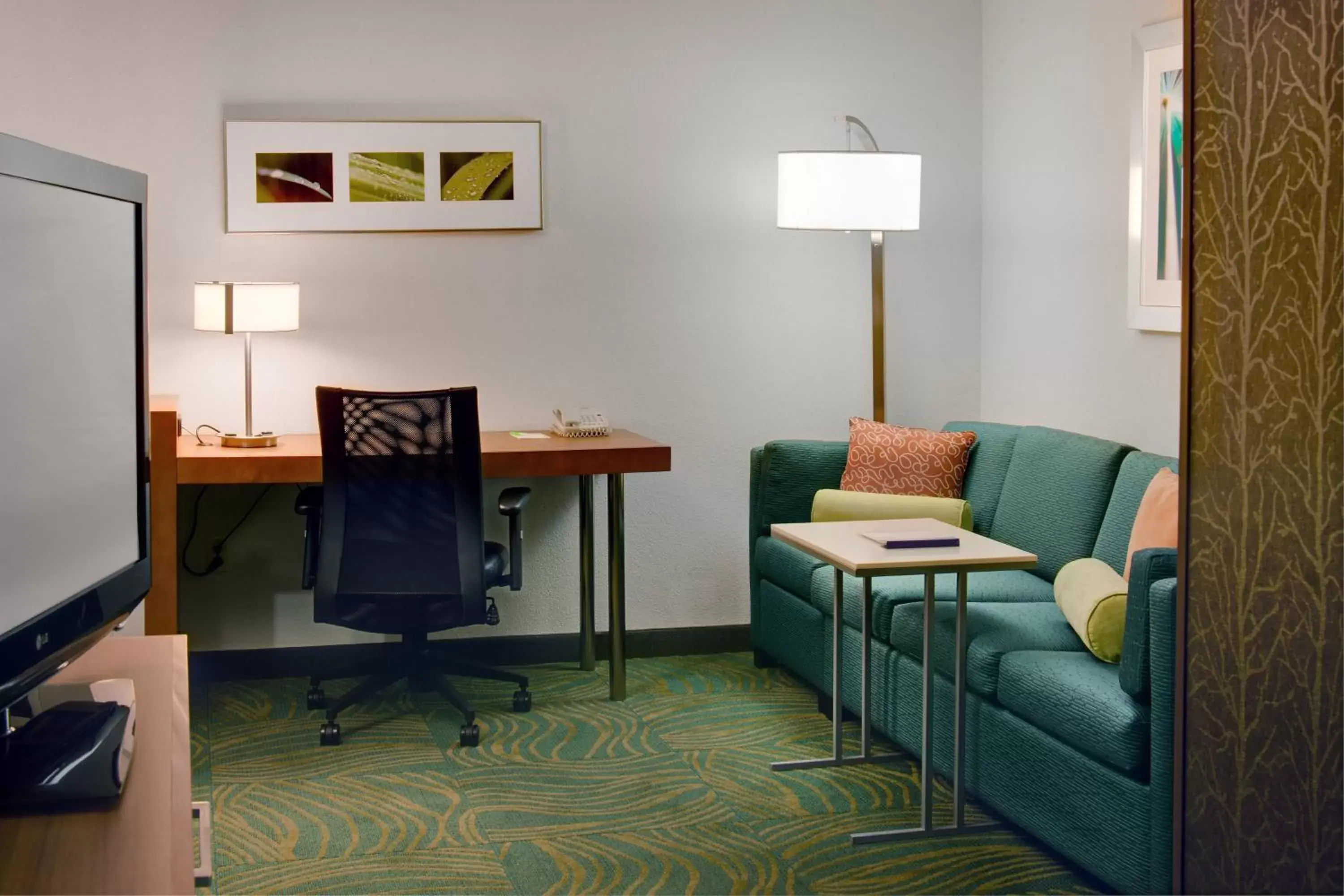 Living room, Seating Area in SpringHill Suites by Marriott Lansing West