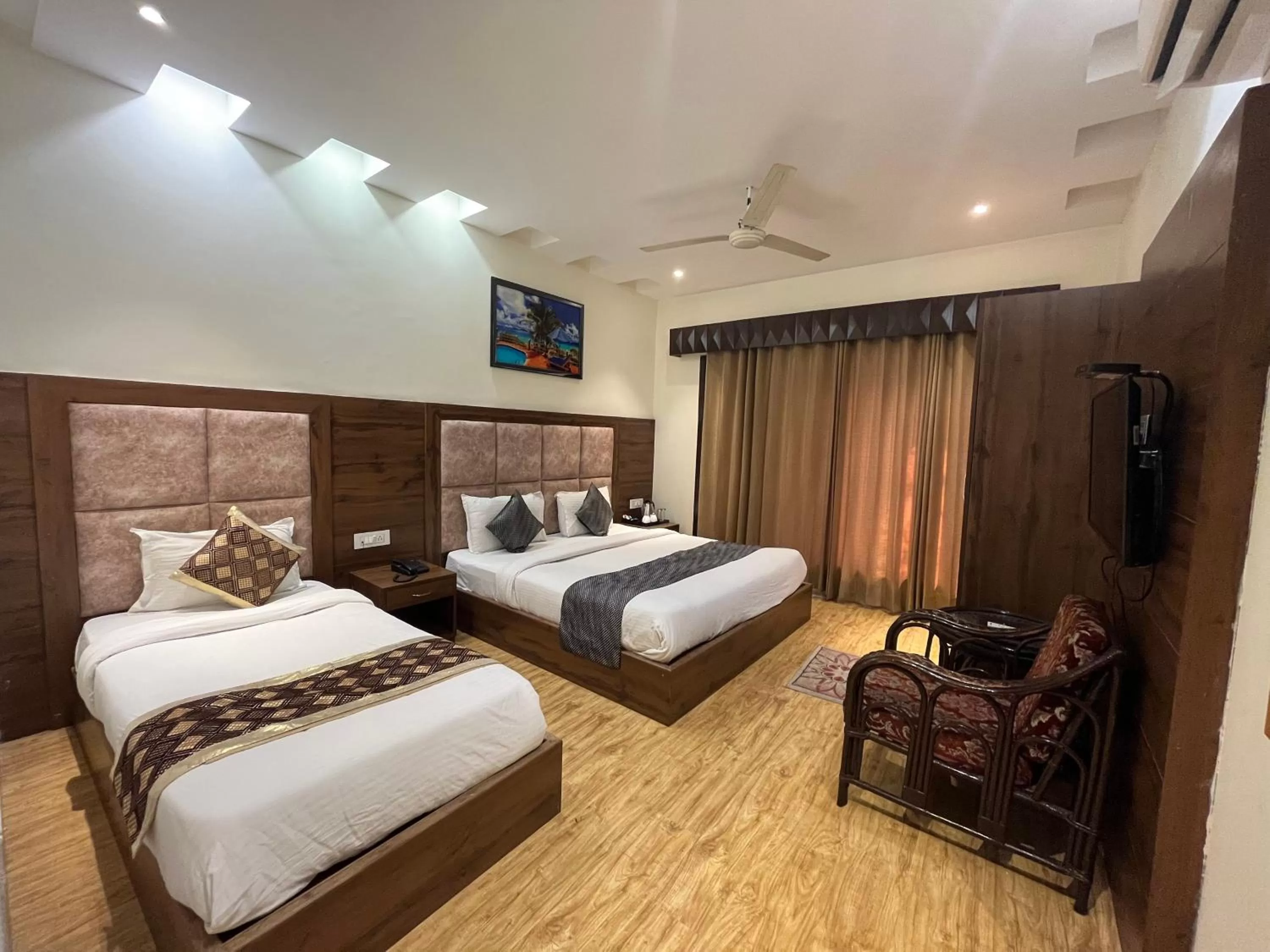 Bed in Hotel Exotic - 5 min walk from Golden Temple