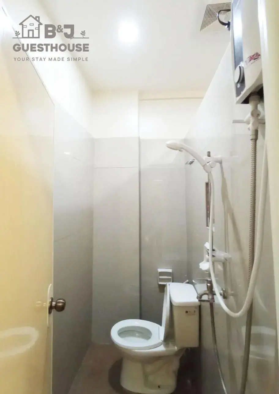 Shower, Bathroom in B&J Guesthouse Tagbilaran