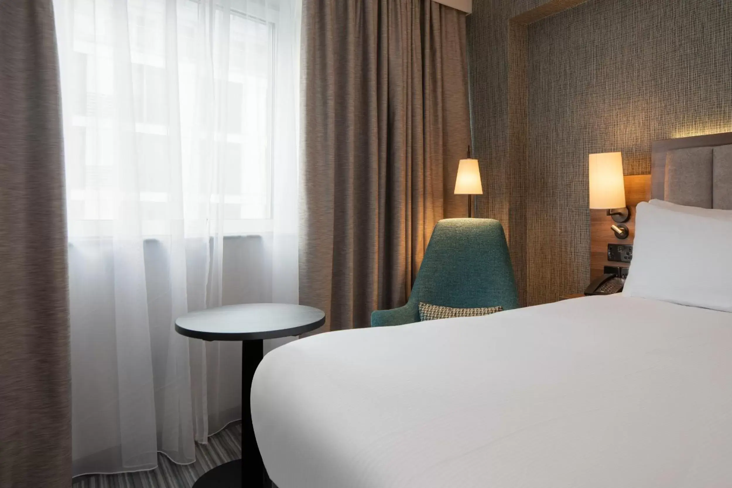 Bed in DoubleTree by Hilton London Chelsea