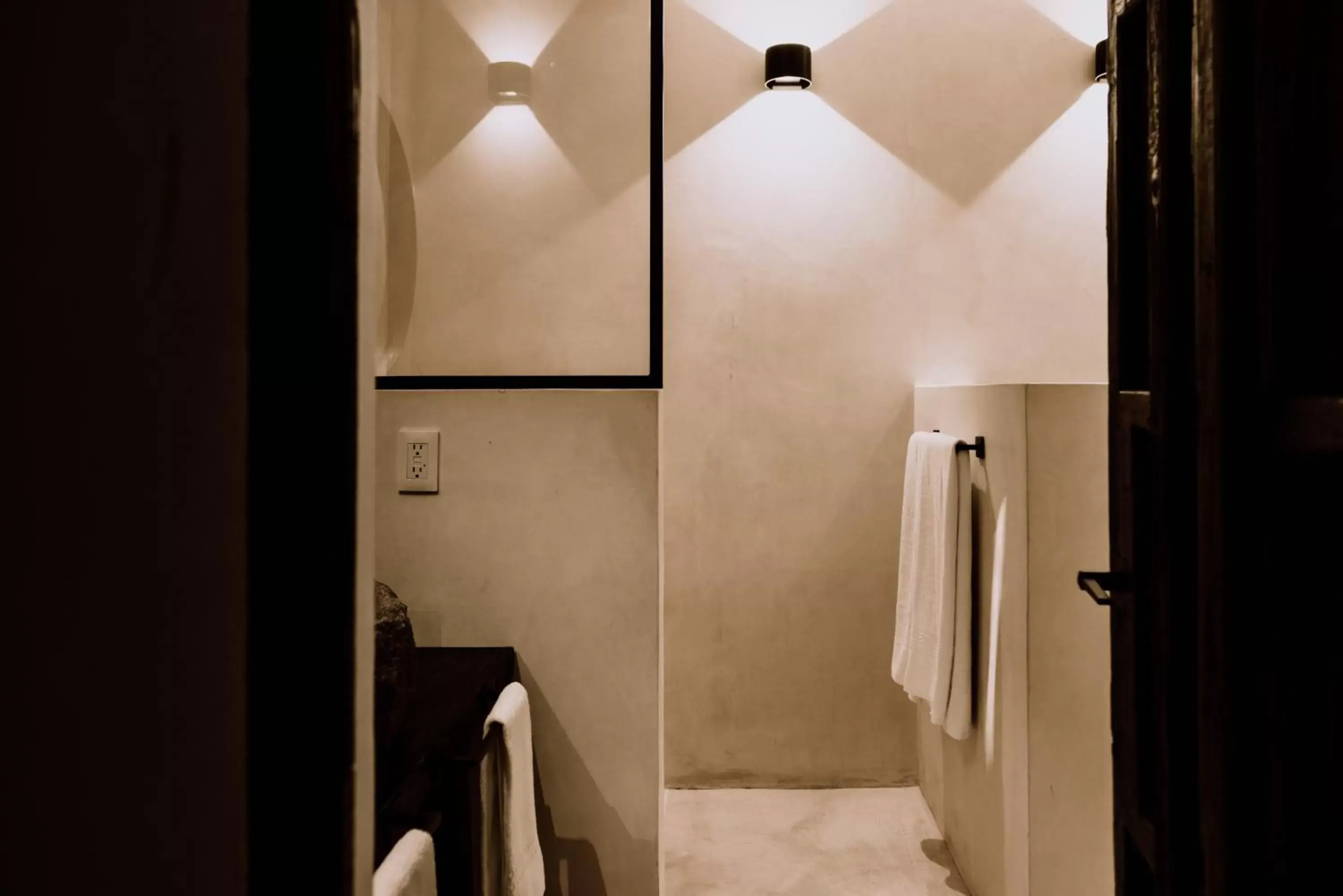 Shower, Bathroom in Amatte San Miguel de Allende