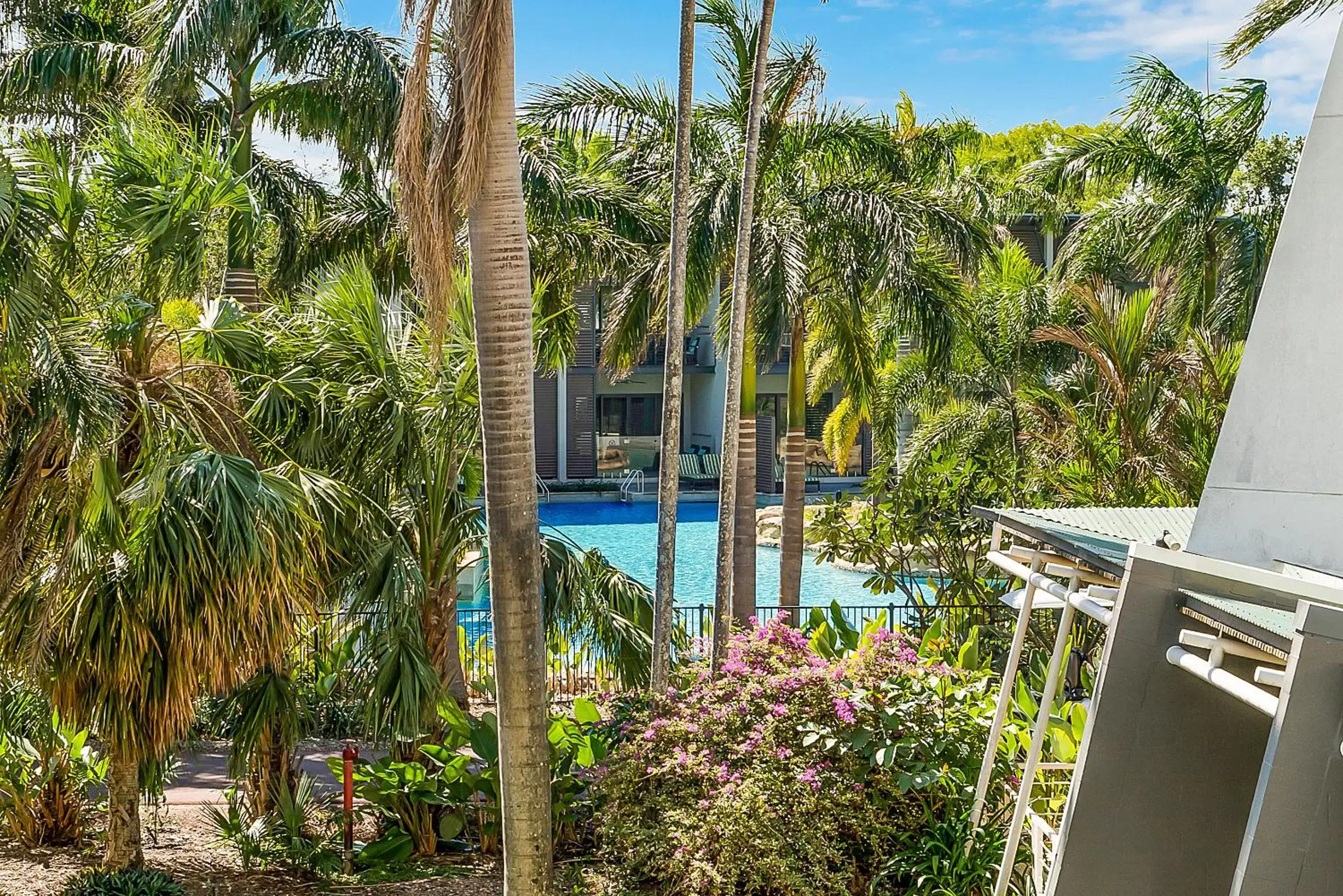 Natural landscape, Pool View in Mindil Beach Casino Resort