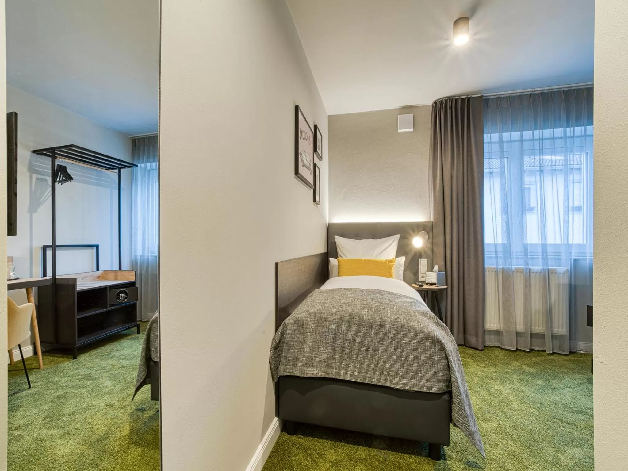 Photo of the whole room in NYCE Hotel Ingolstadt