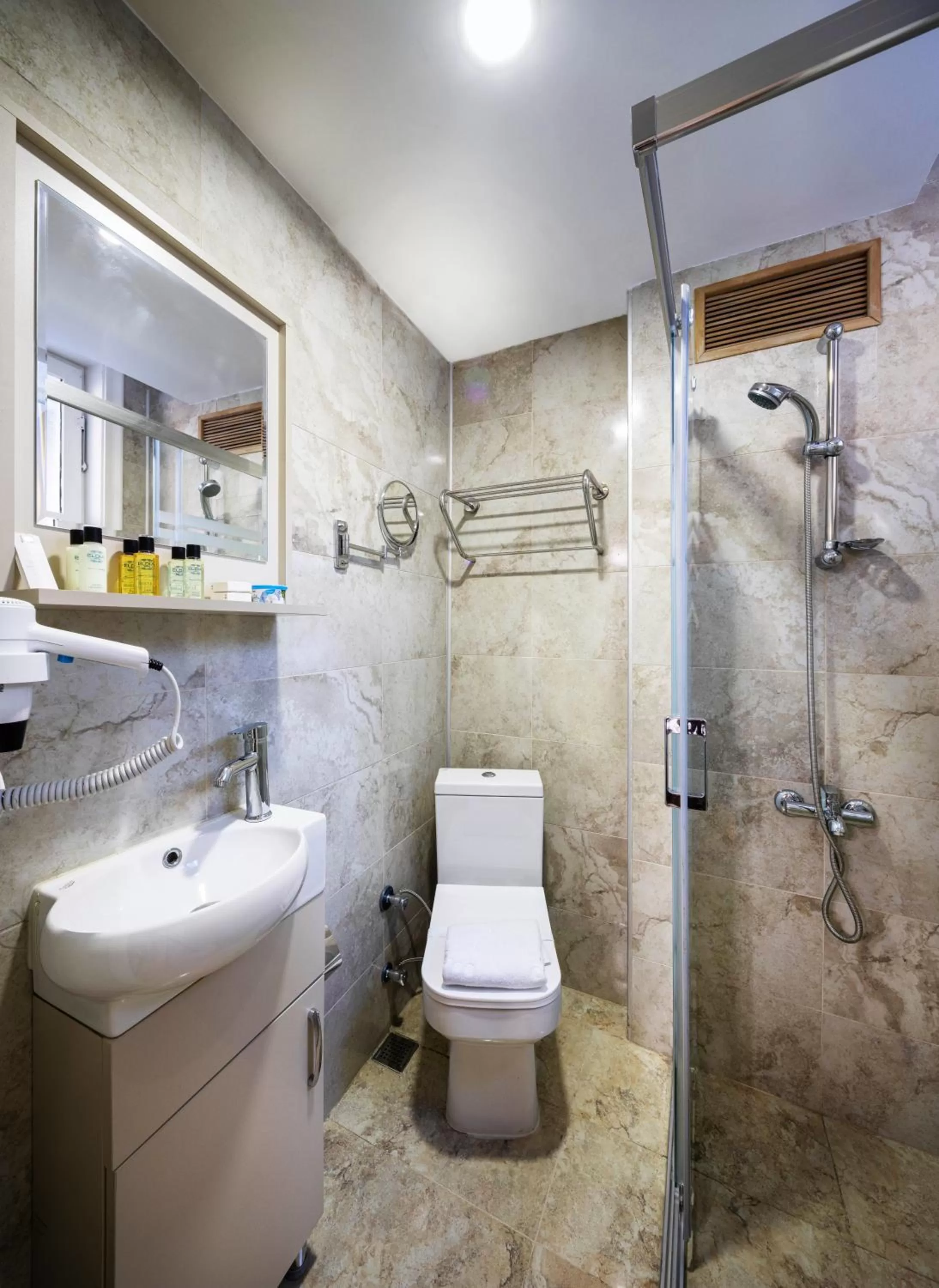 Bathroom in HOME QUALITY HOTEL