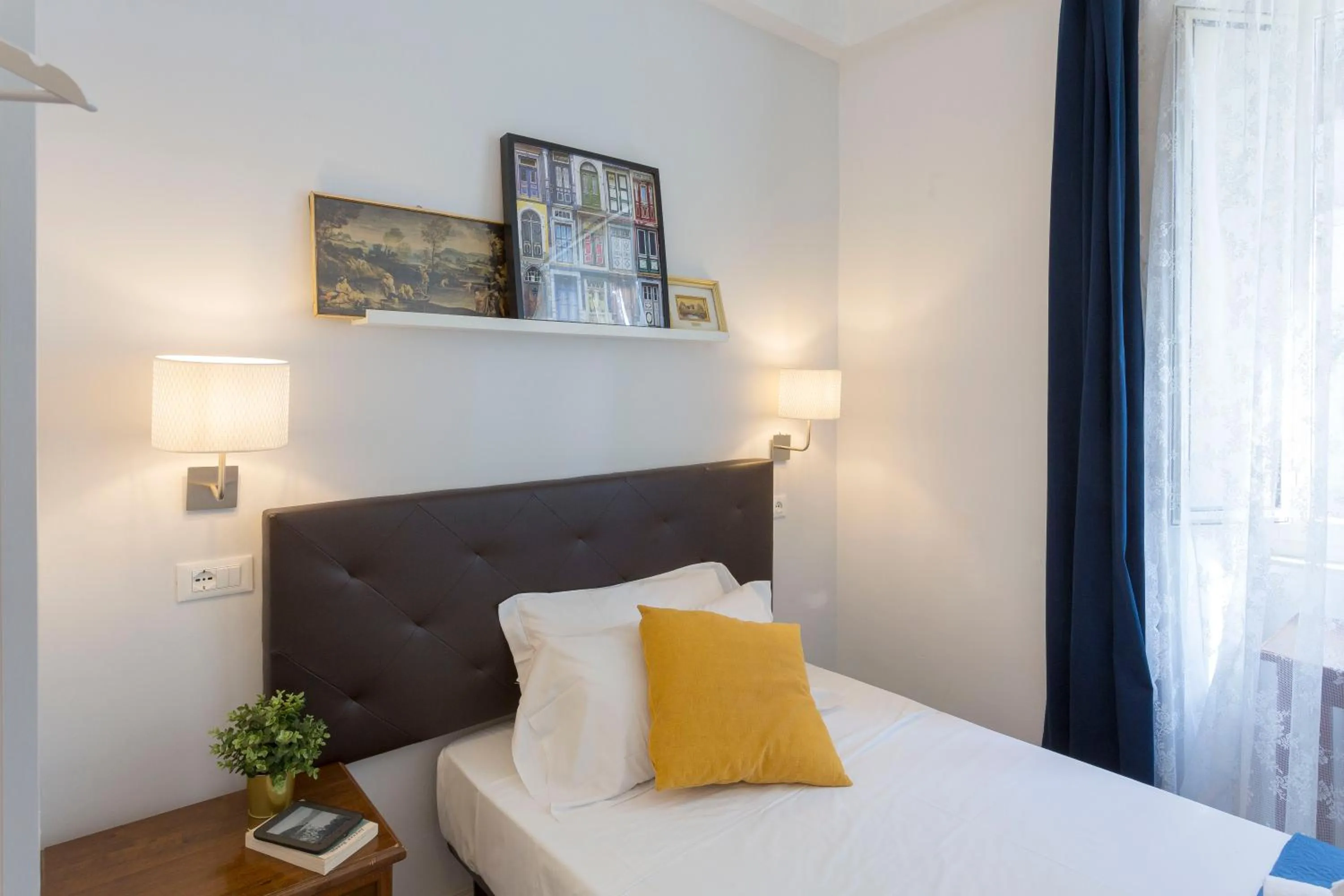 Photo of the whole room, Bed in Hotel Cathrine