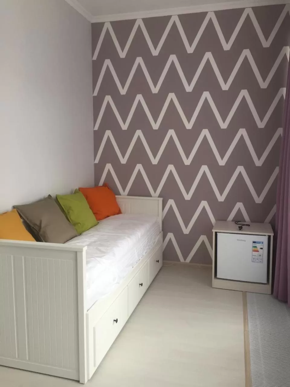 Single Room with Shower - single occupancy in Scandi Hotel