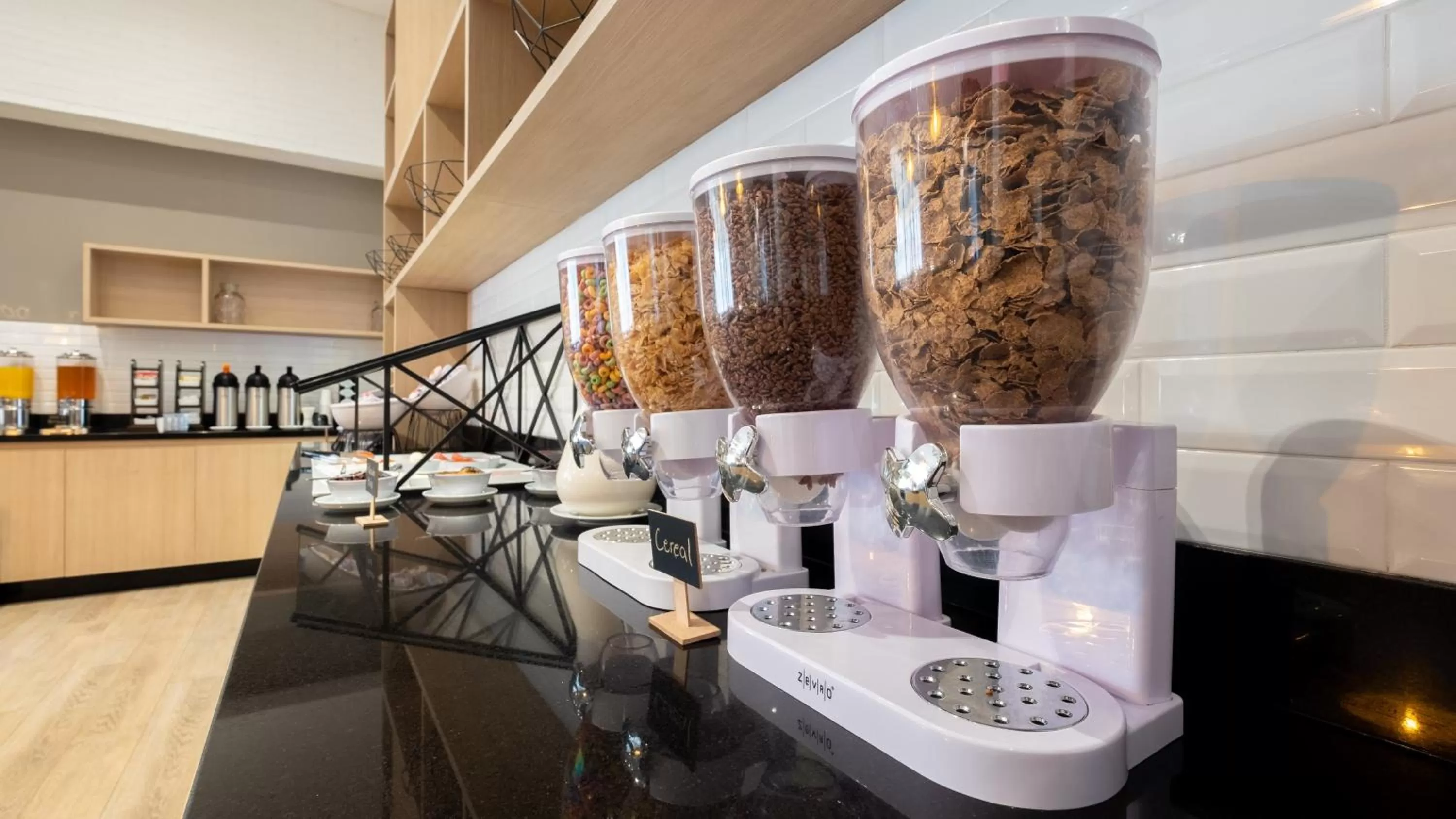 Restaurant/places to eat in Staybridge Suites - Villahermosa Tabasco by IHG