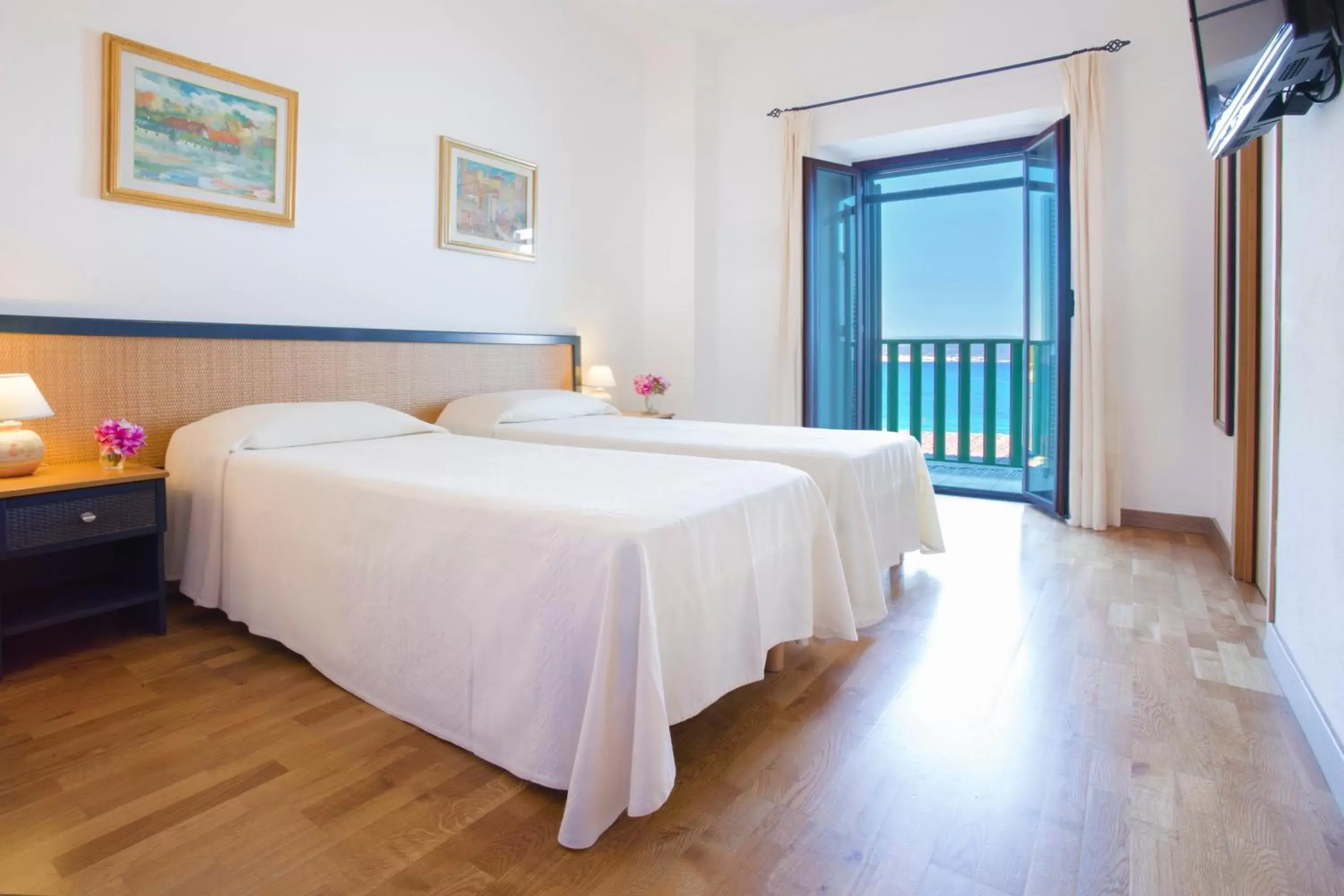 Suite with Sea View in Hotel Dei Pini