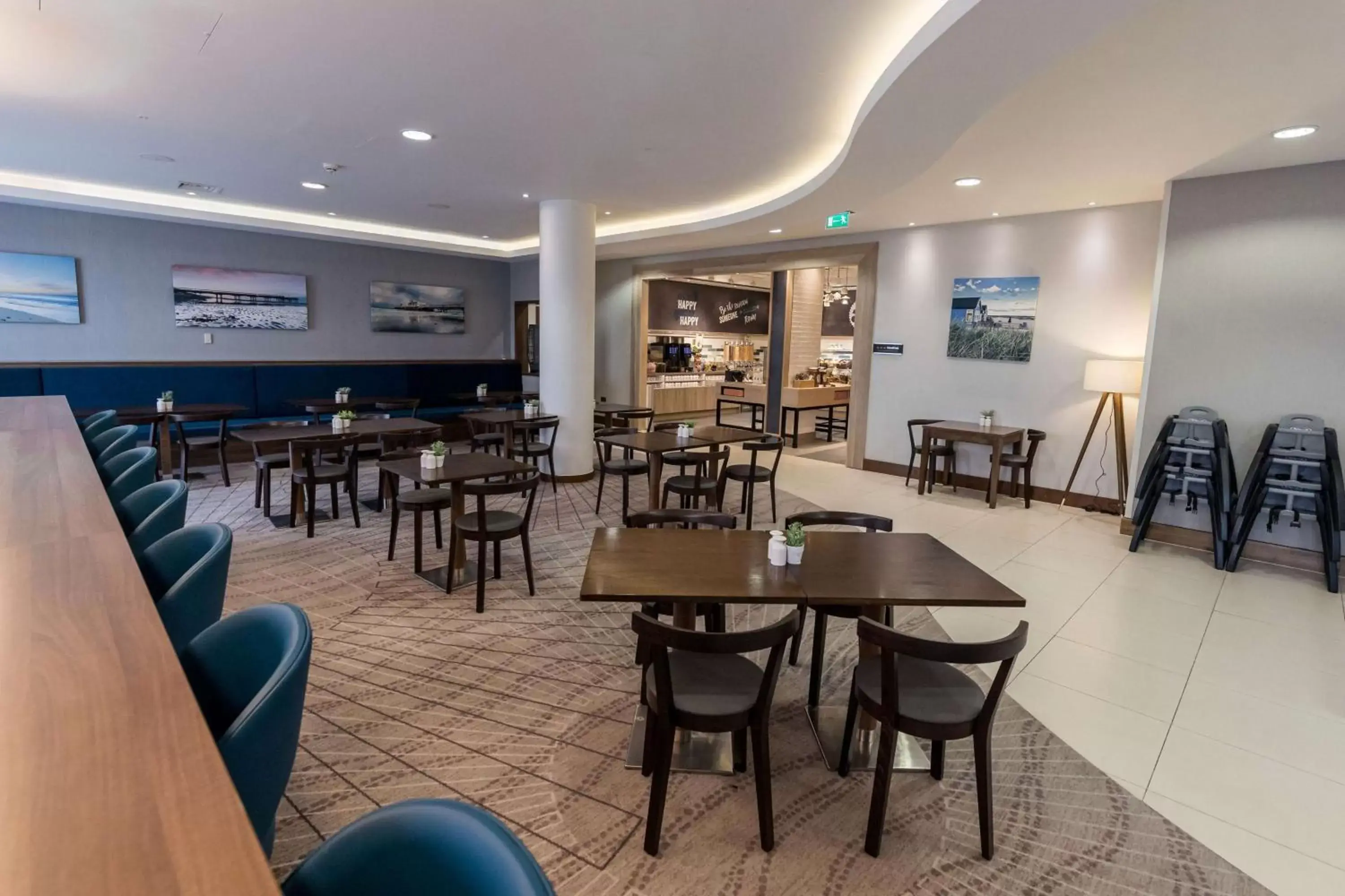 Breakfast, Restaurant/Places to Eat in Hampton by Hilton Bournemouth