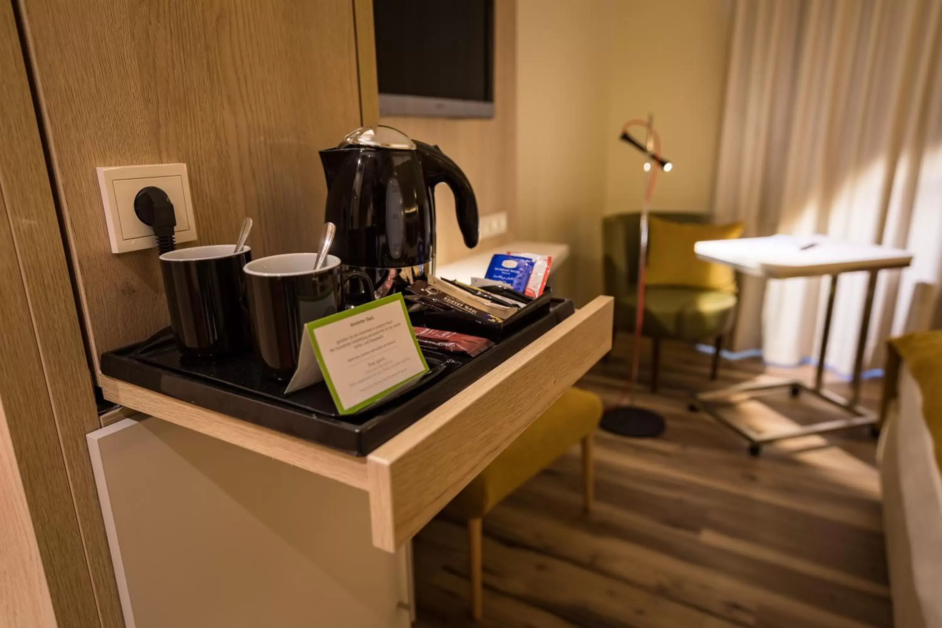 Coffee/tea facilities in First Inn Hotel Zwickau