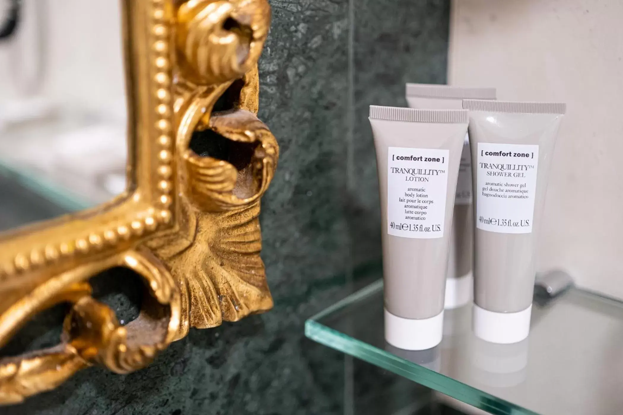 Bathroom in Settecento Hotel Bathroom in Settecento Hotel