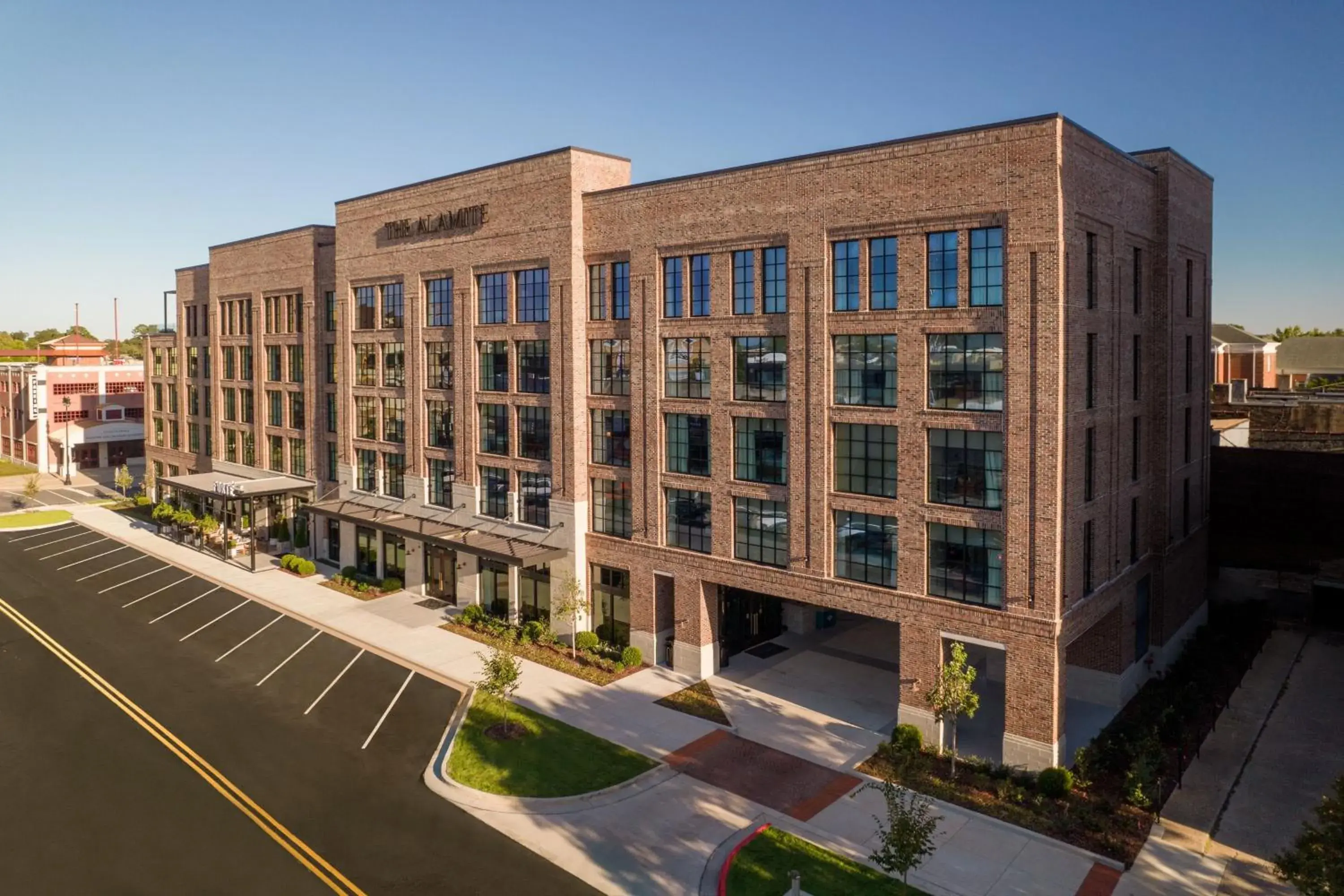 Property Building in The Alamite, Tuscaloosa, a Tribute Portfolio Hotel