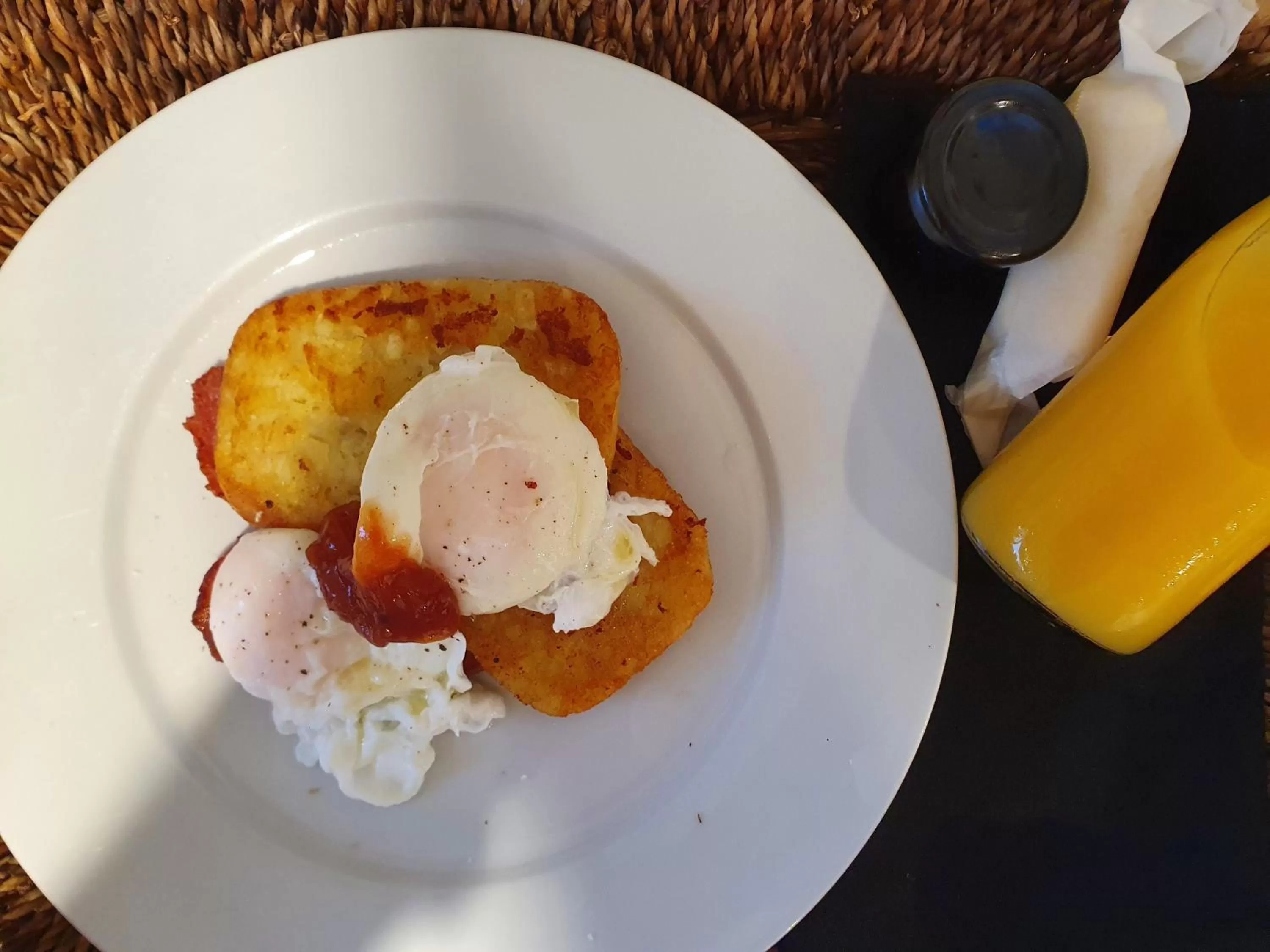 Breakfast in Kerikeri Park Lodge