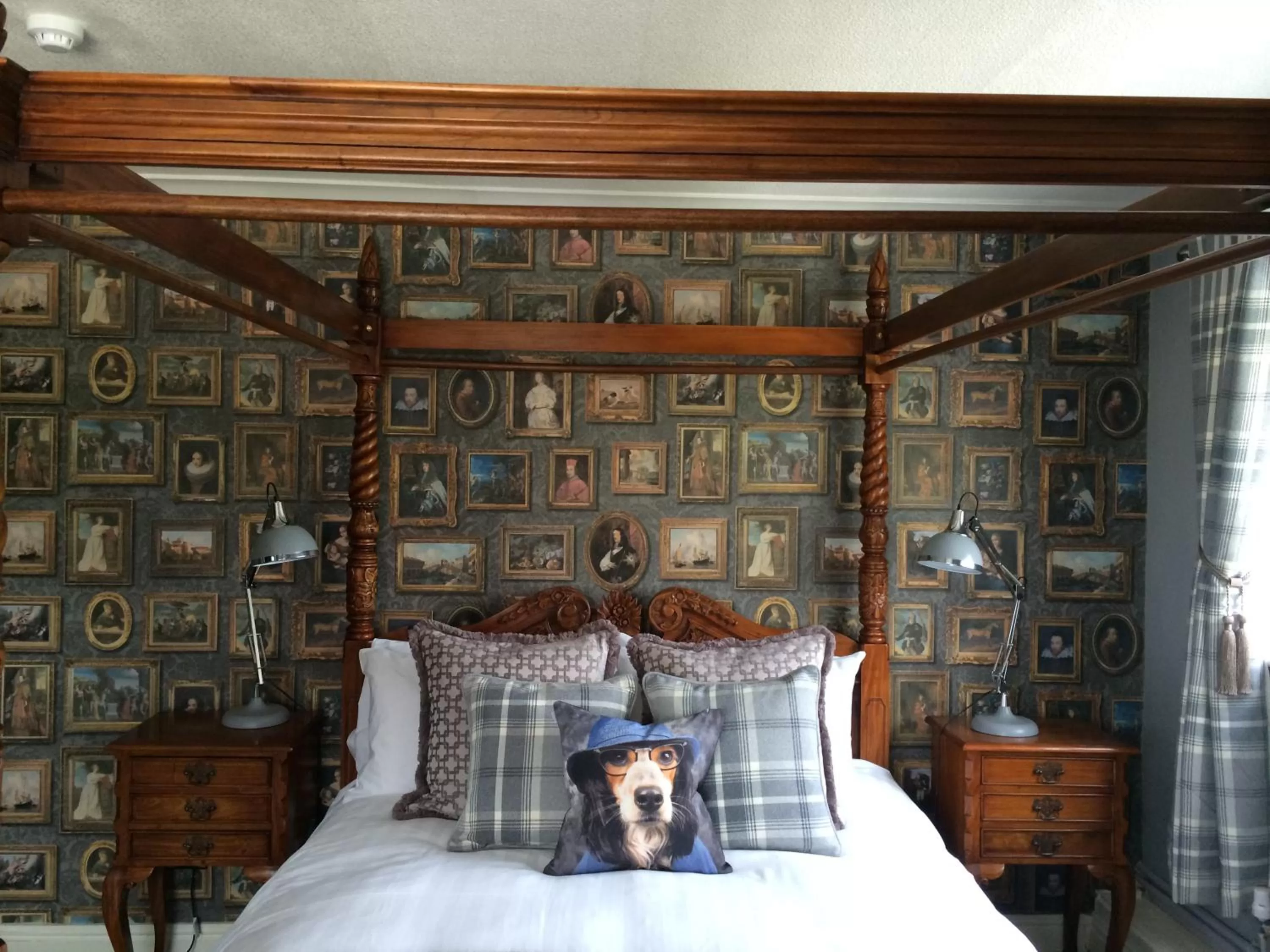 Bed in The Swan Accommodation Bridgnorth