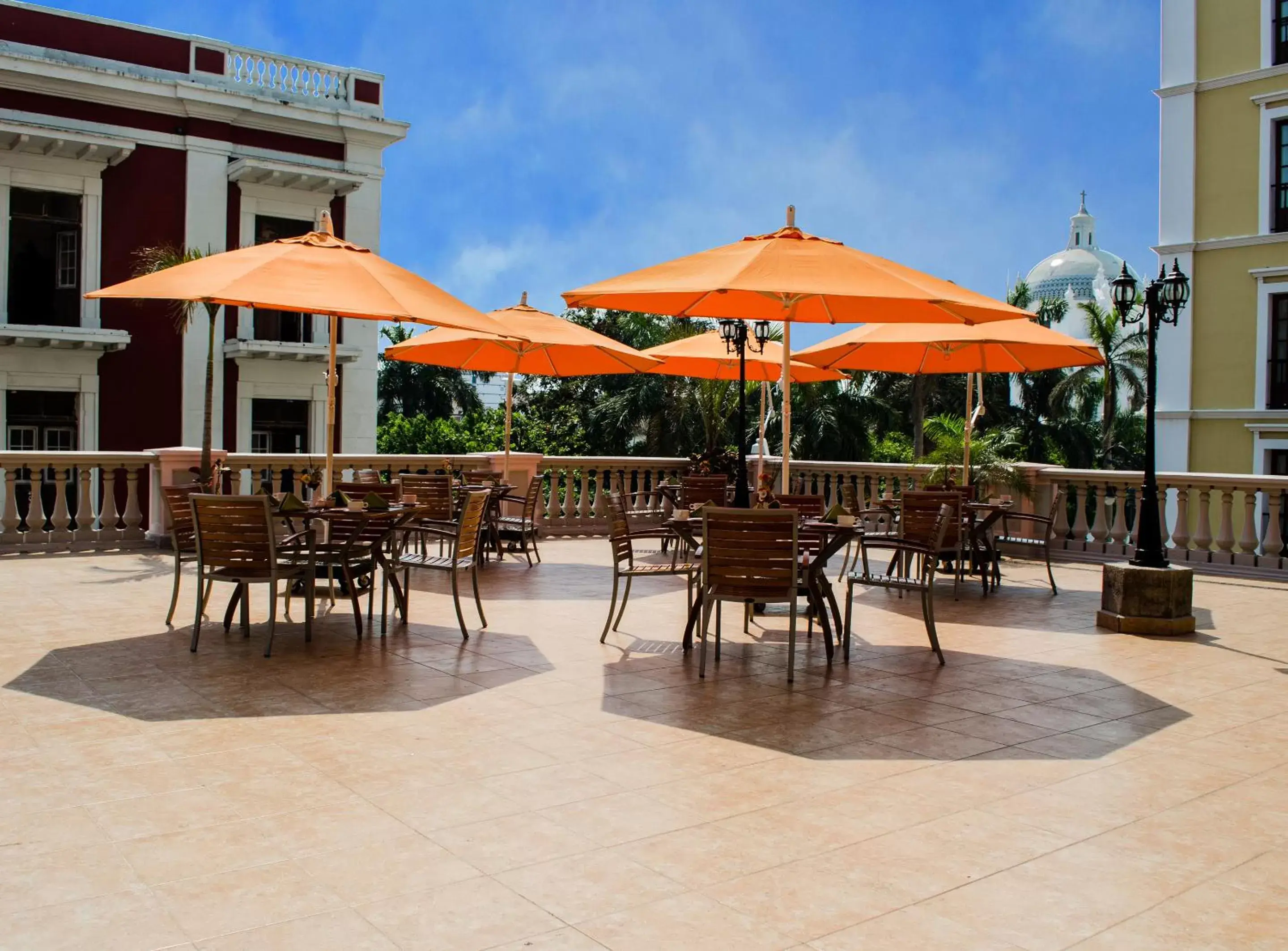 Balcony/Terrace, Restaurant/Places to Eat in Hotel Veracruz Centro Histórico