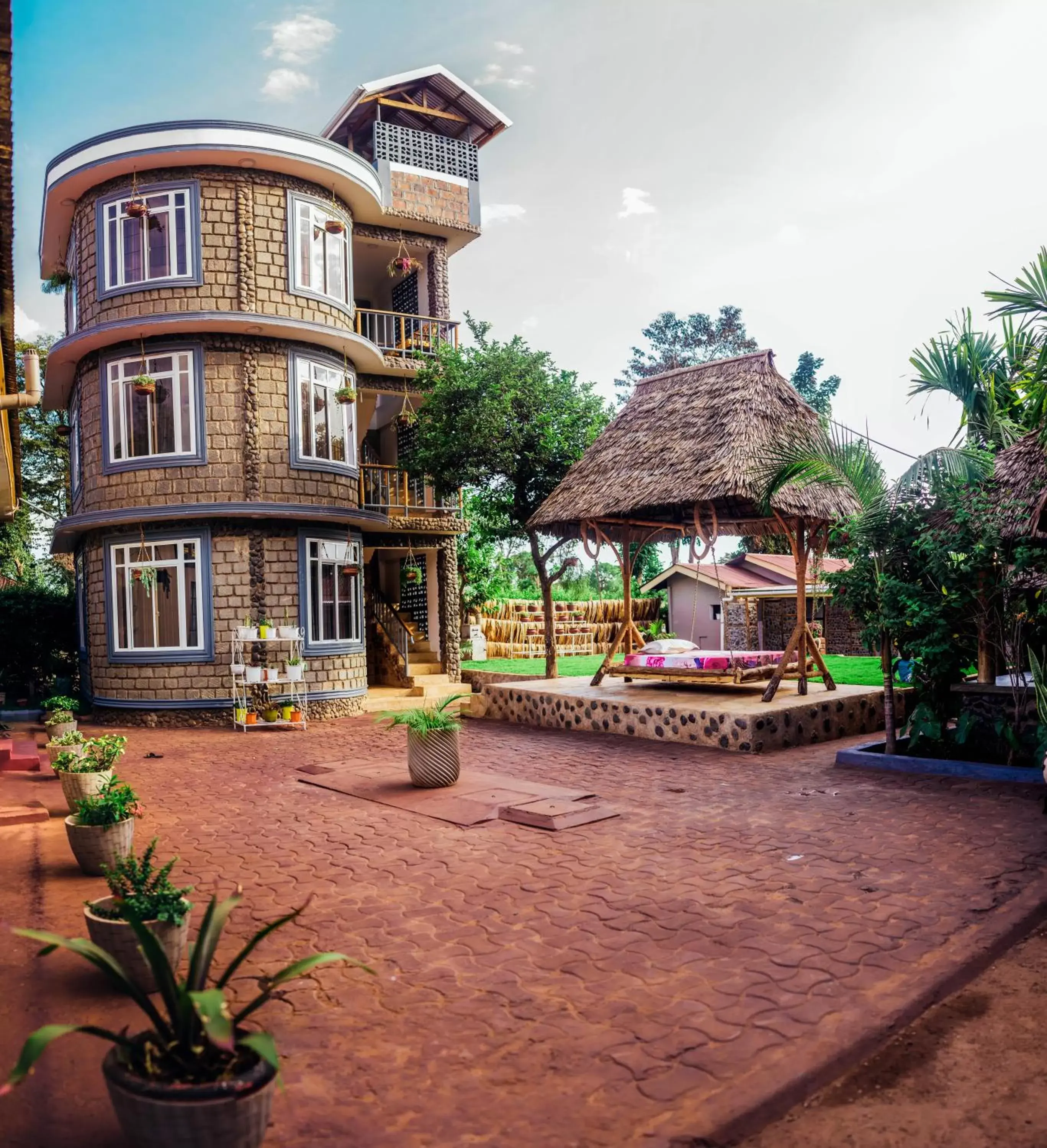 Property building in Kilimanjaro Scenic Homestay Property building in Kilimanjaro Scenic Homestay