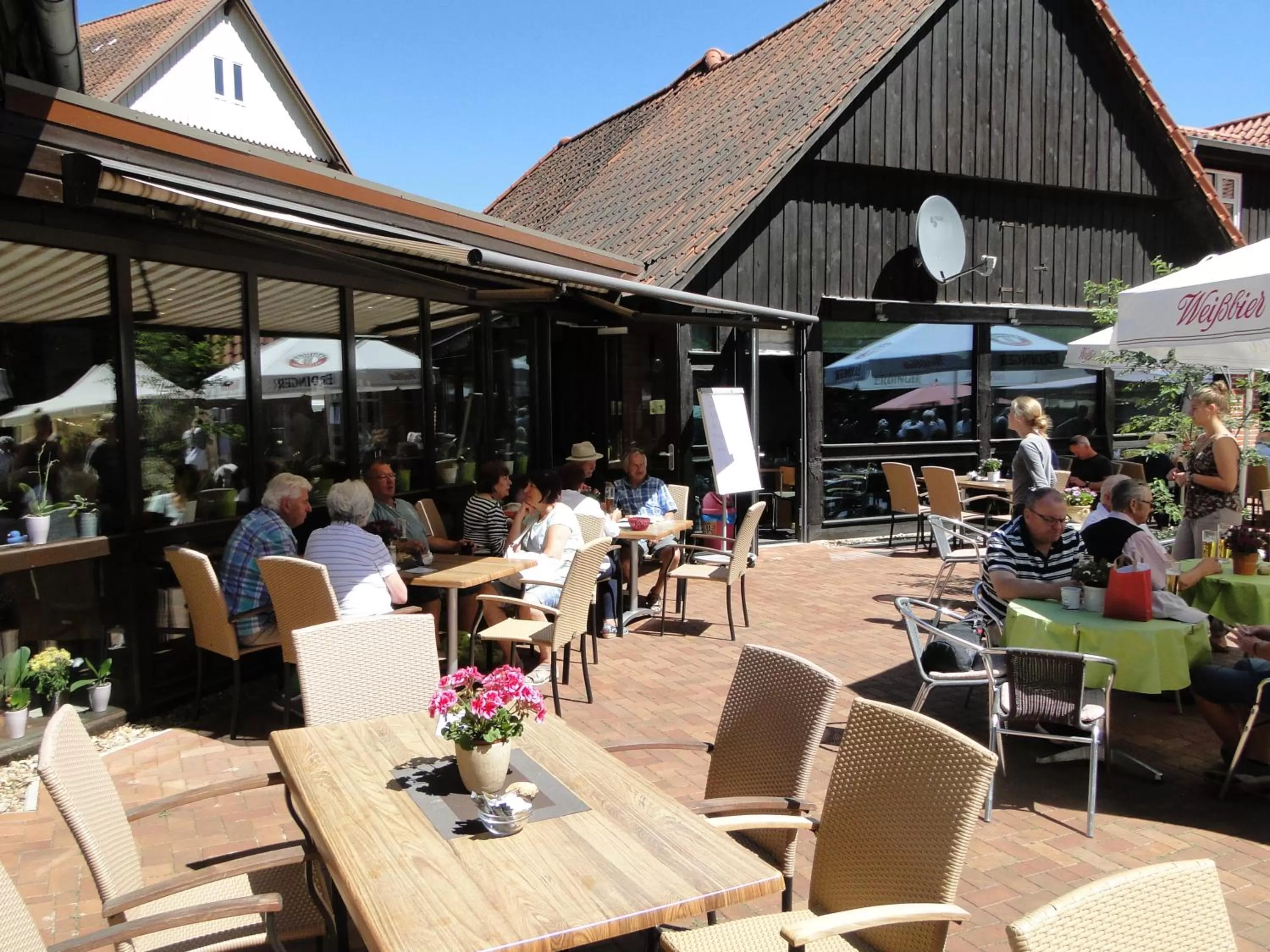 Balcony/Terrace, Restaurant/Places to Eat in Ludwig-Harms-Haus Hermannsburg