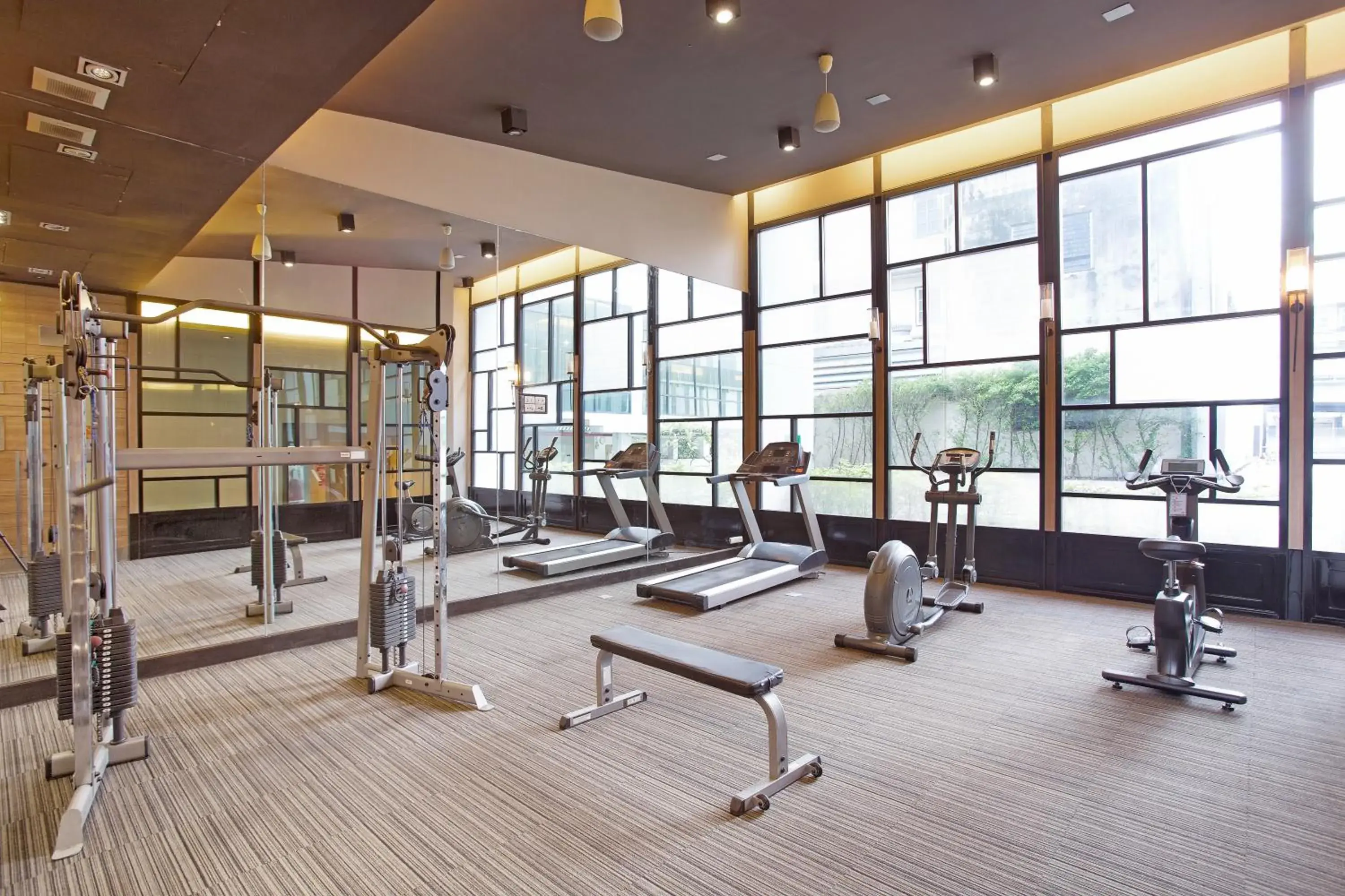 Fitness centre/facilities, Fitness Center/Facilities in Mida Hotel Ngamwongwan - SHA Plus