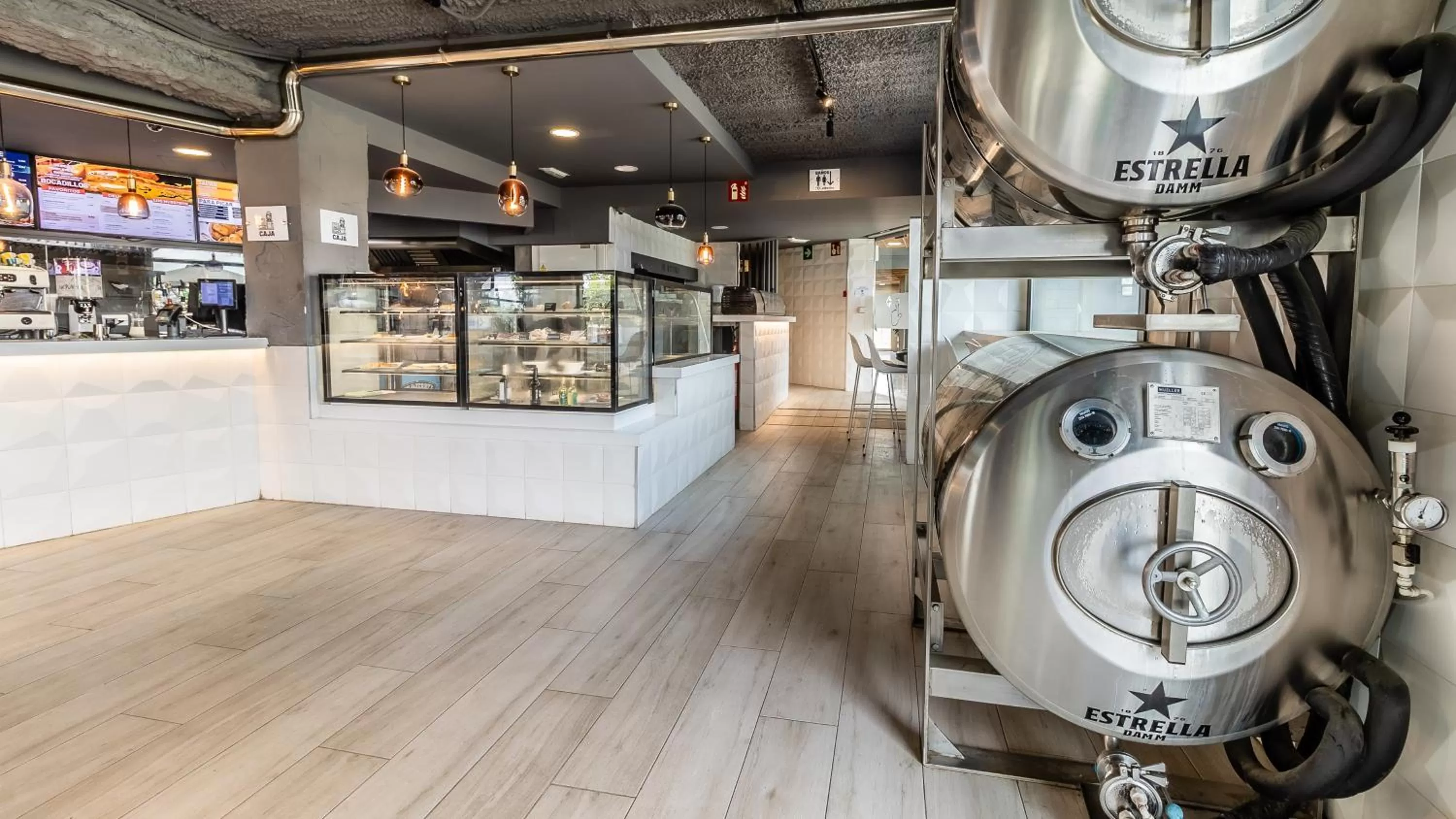 Restaurant/places to eat in Hotelet elRetiro