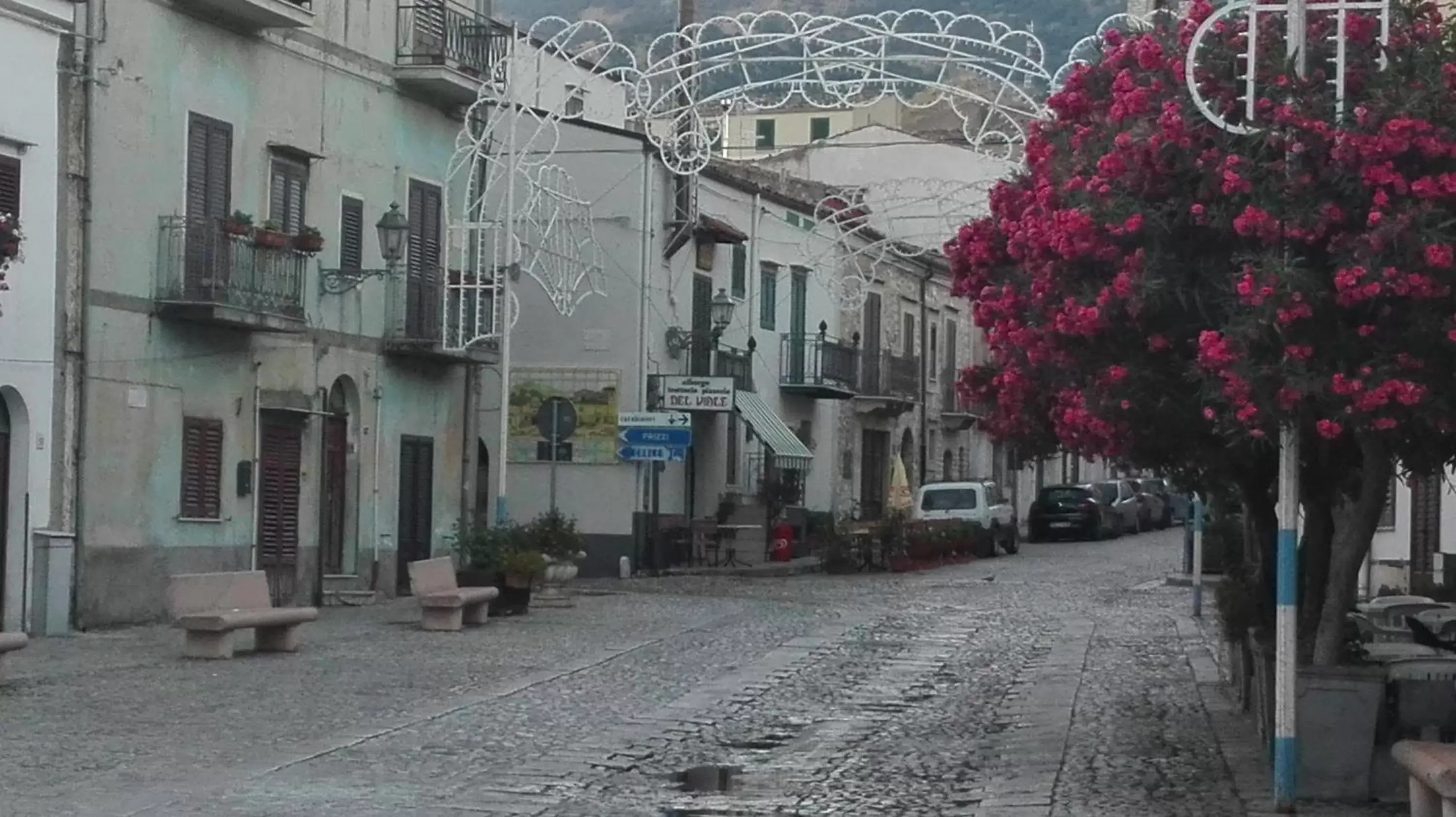 Area and facilities, Neighborhood in Albergo Ristorante Pizzeria Del Viale