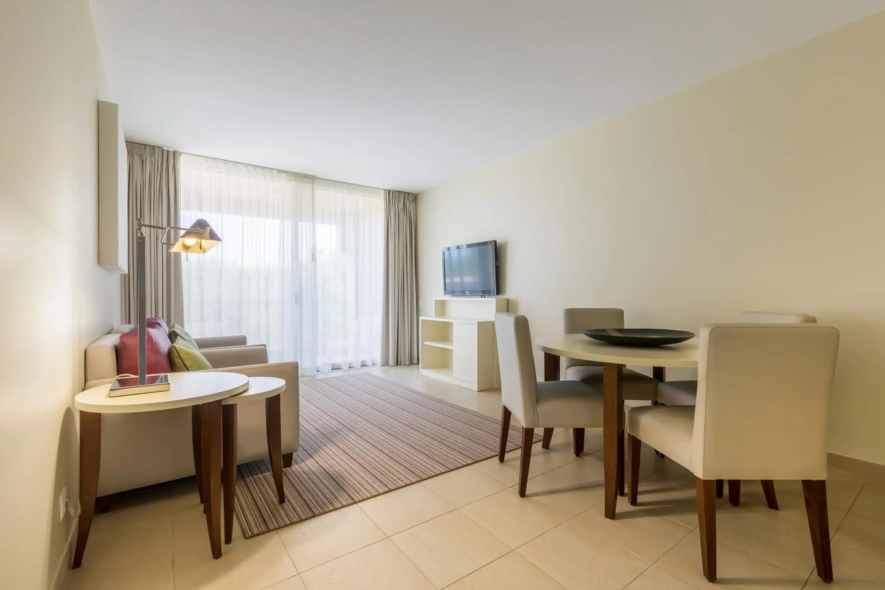 One-Bedroom Suite in NAU Sao Rafael Suites