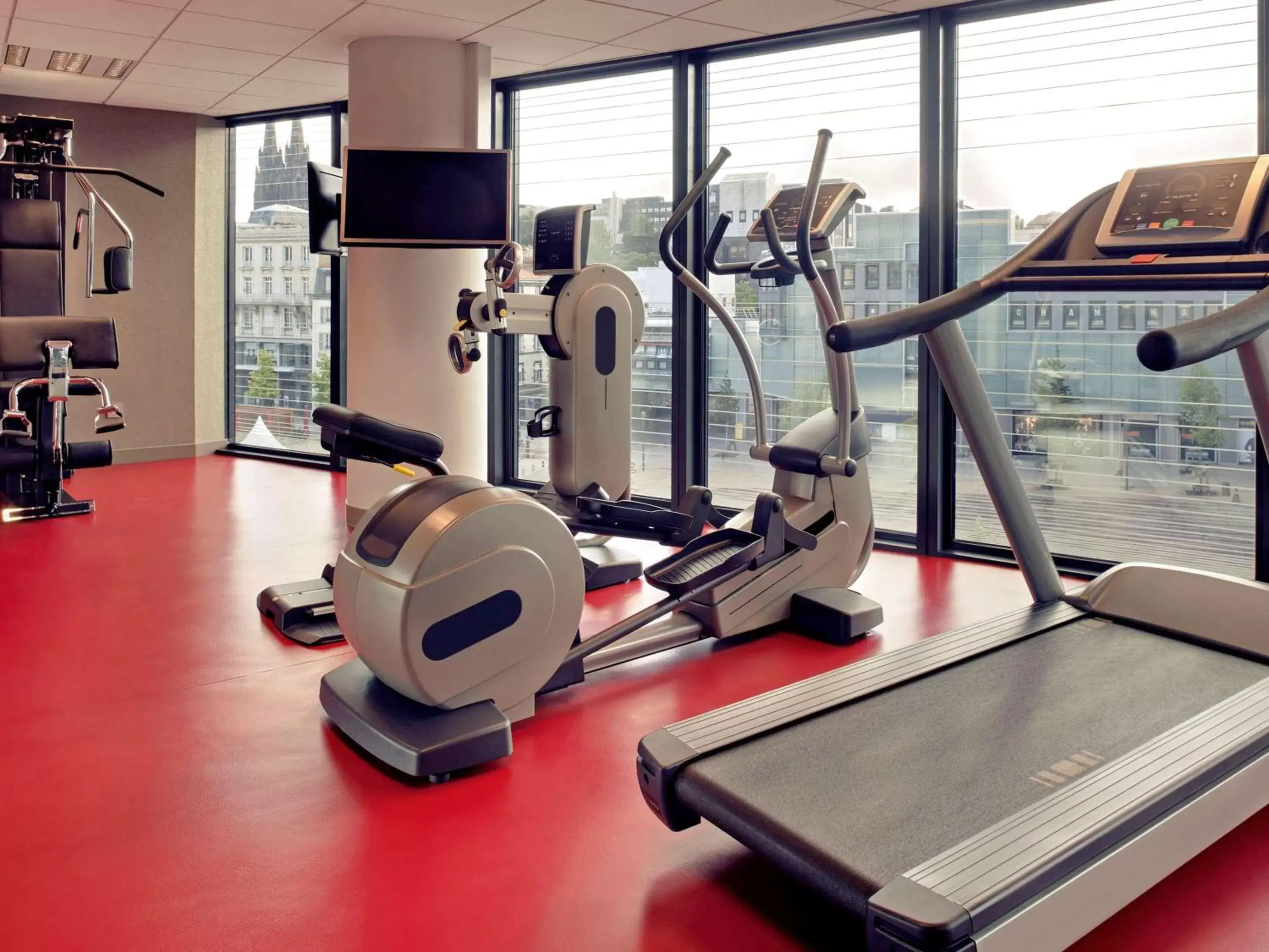 On site, Fitness Center/Facilities in Mercure Clermont Ferrand centre Jaude