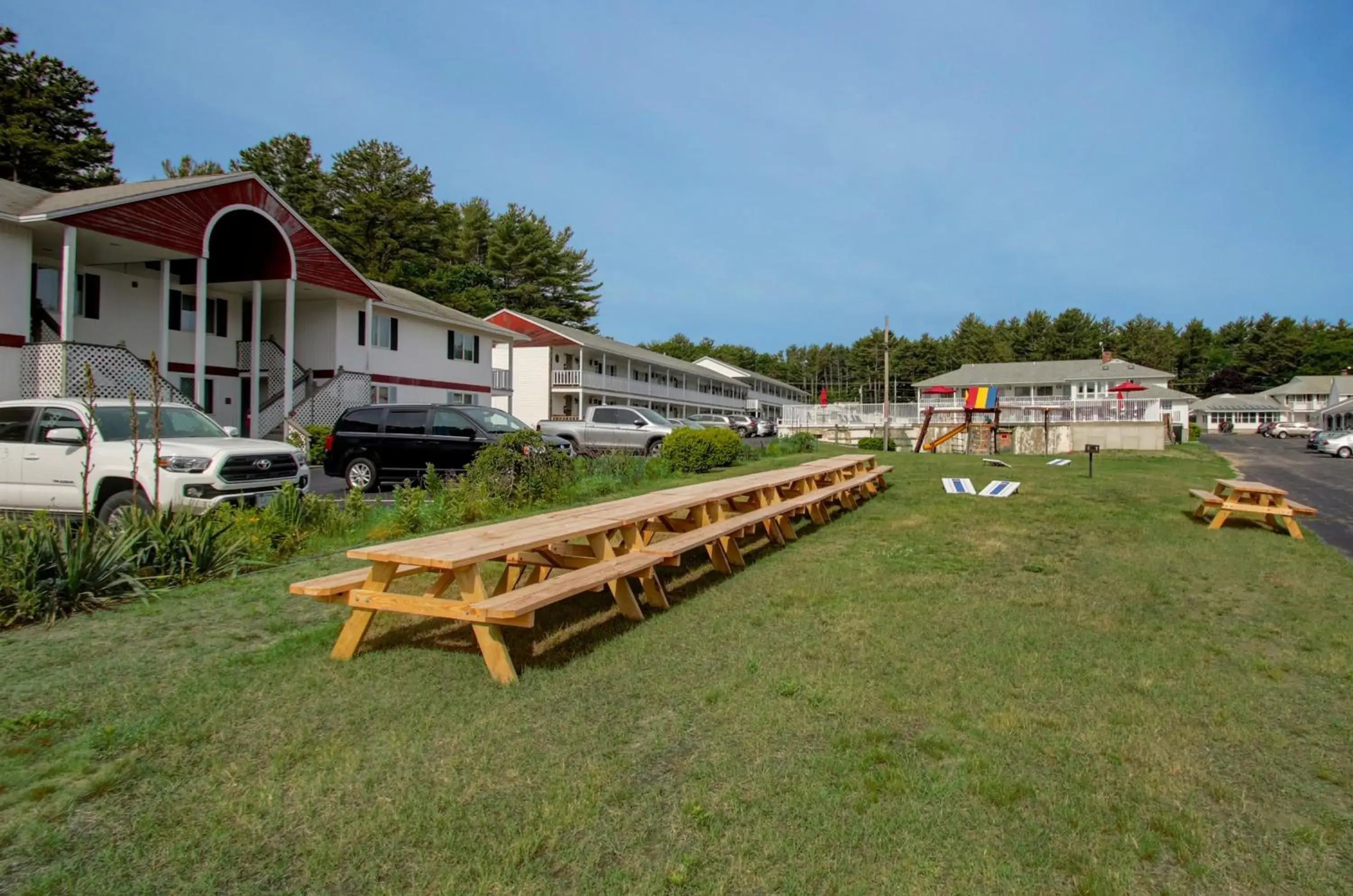 Garden, Property Building in Ogunquit Tides