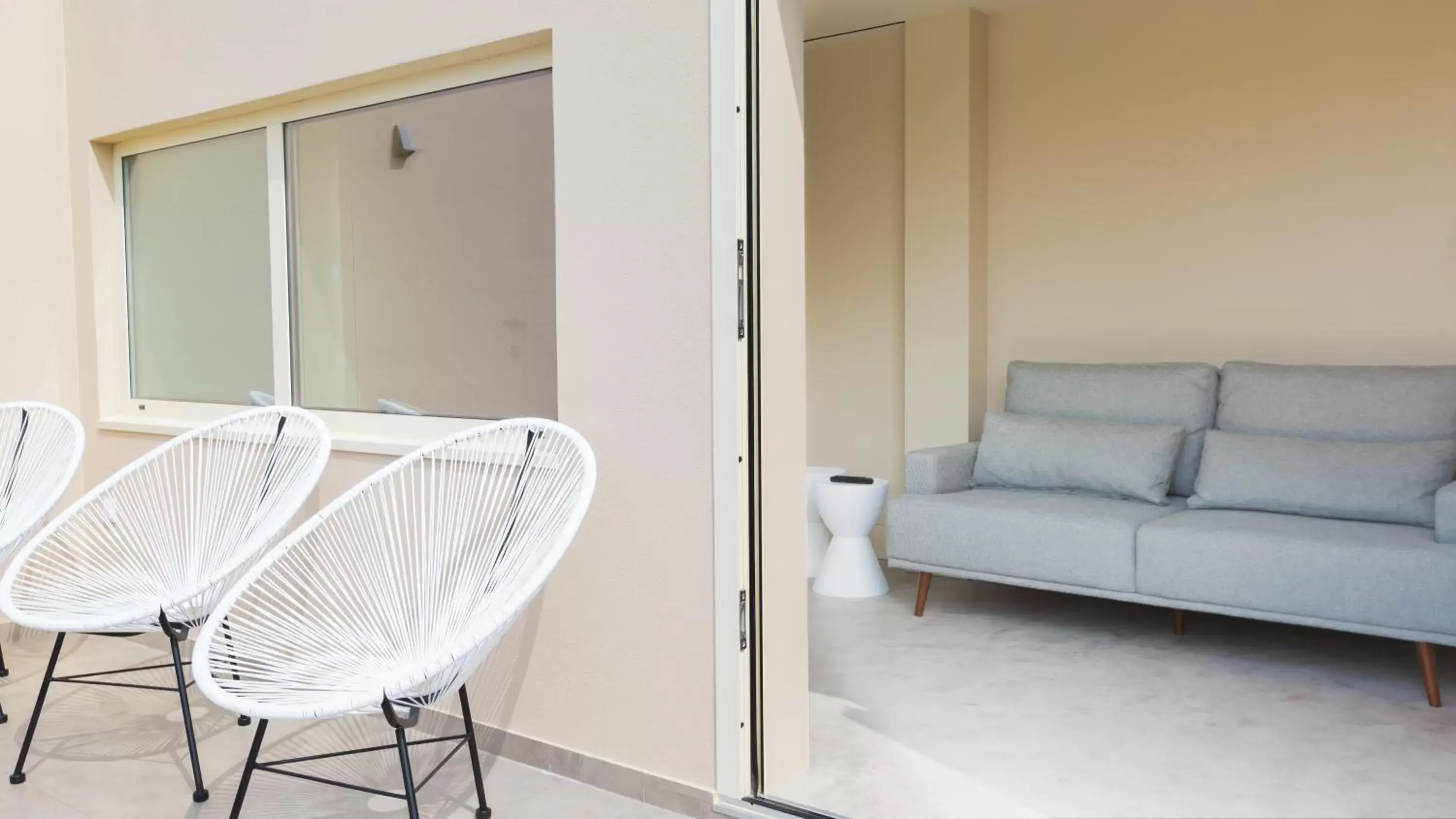 Balcony/Terrace, Seating Area in Braga Heritage Lofts