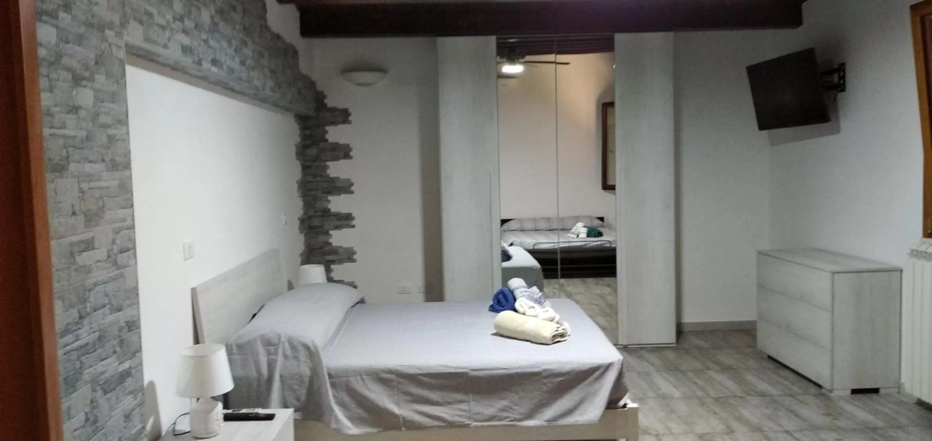 Photo of the whole room in B&B Leonida