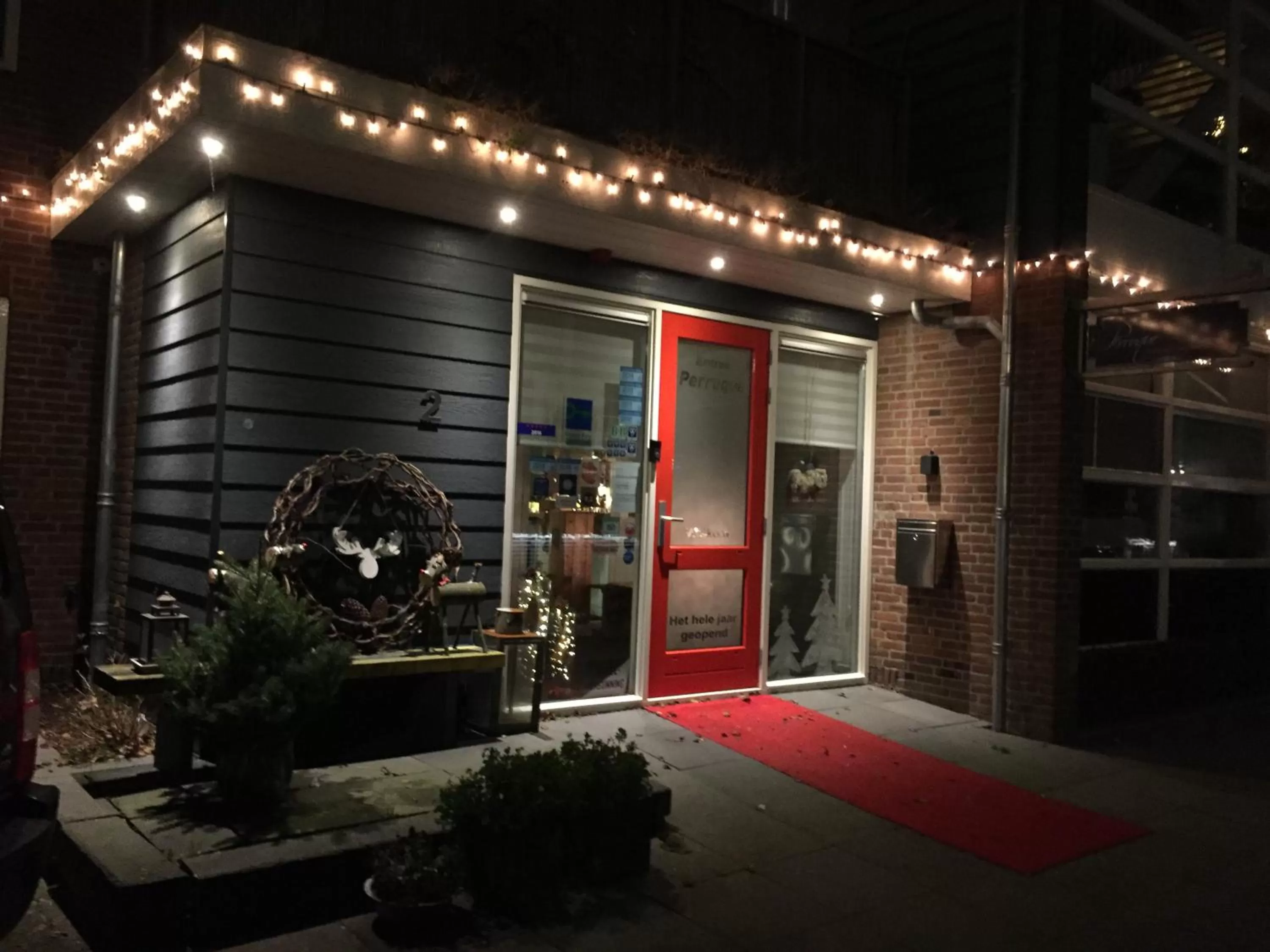 Facade/entrance in B&B - Pension Perruque