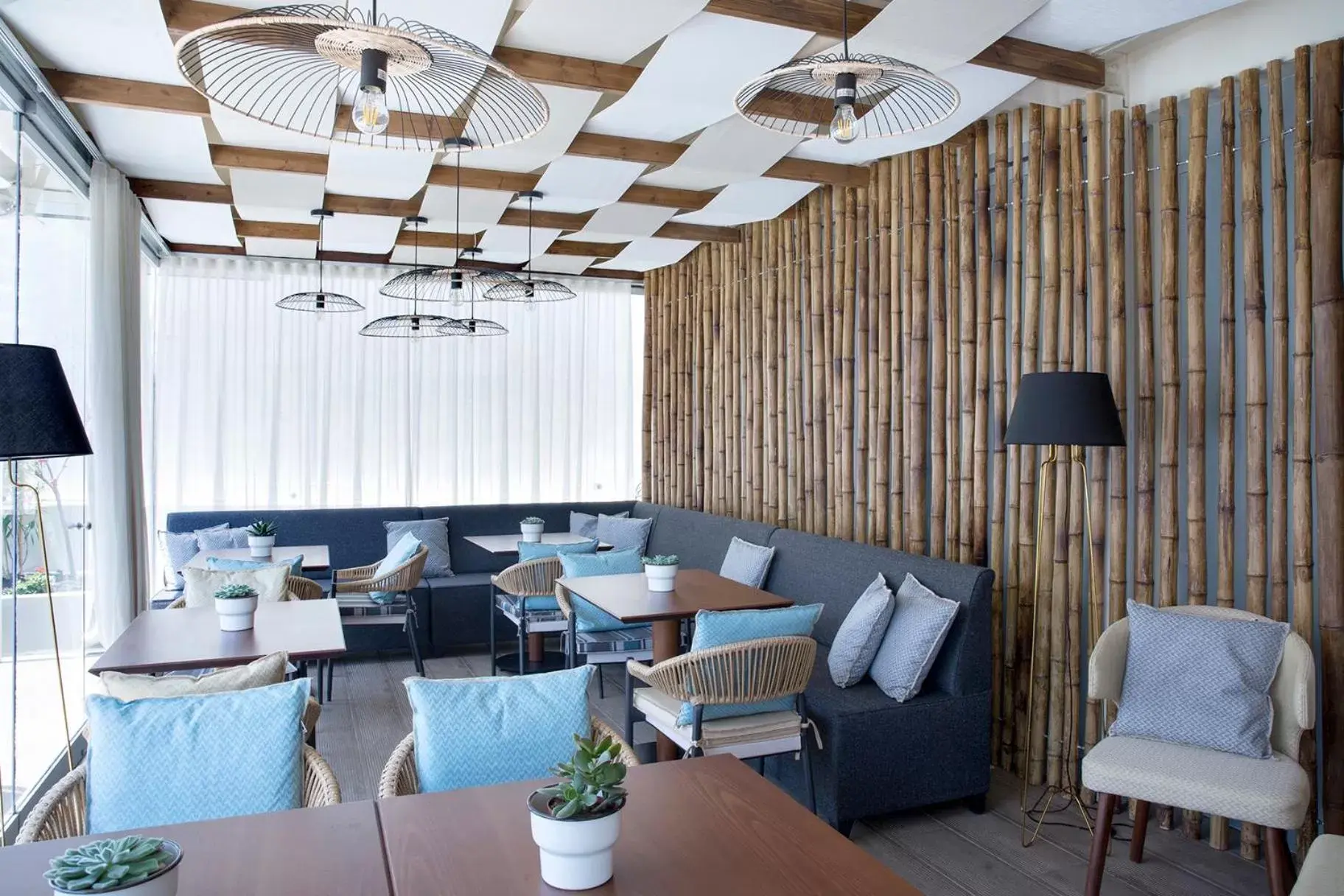 Restaurant/Places to Eat in Wyndham Athens Residence
