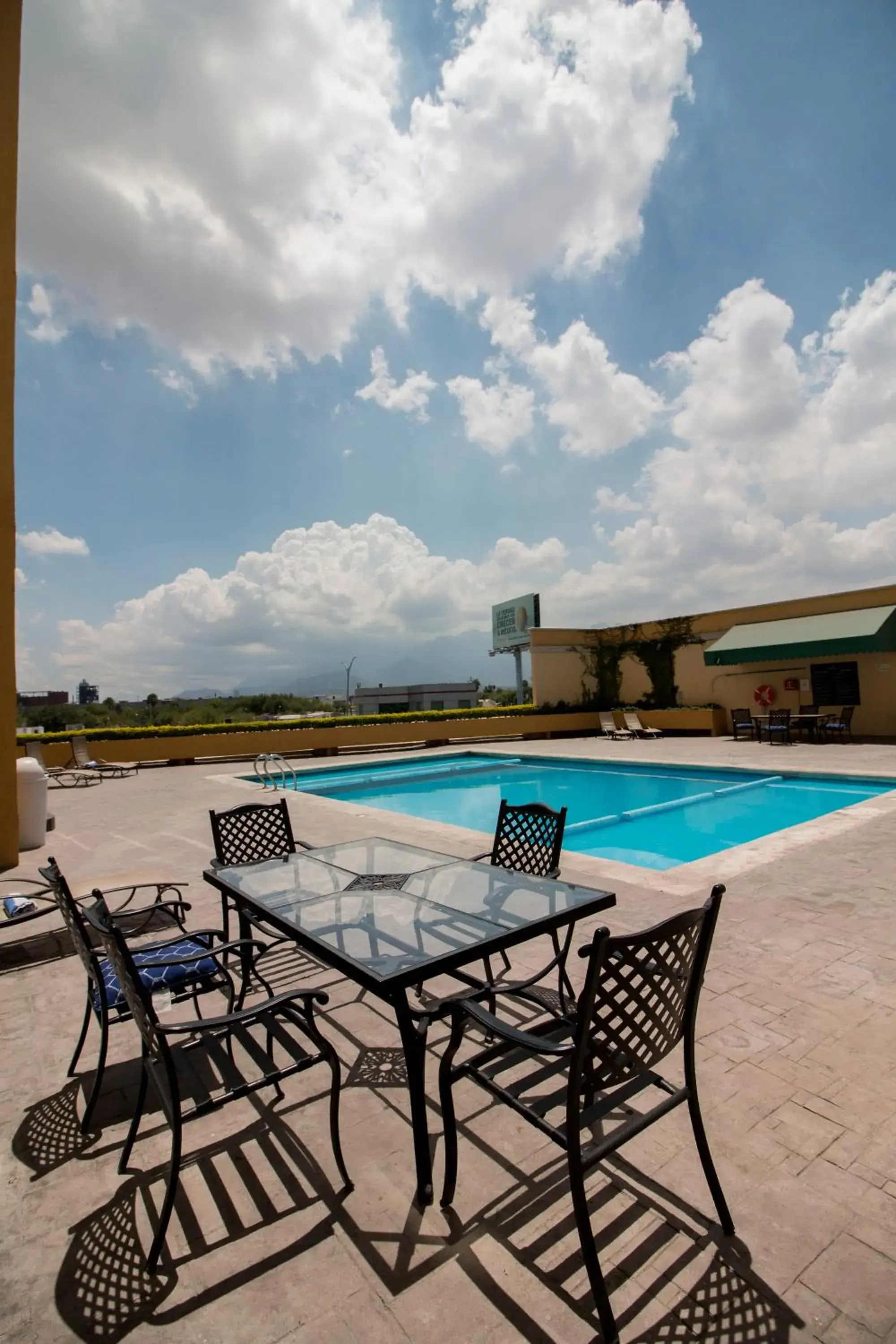 Swimming pool in CHN Hotel Monterrey Norte, Trademark Collection by Wyndham Swimming pool in CHN Hotel Monterrey Norte, Trademark Collection by Wyndham