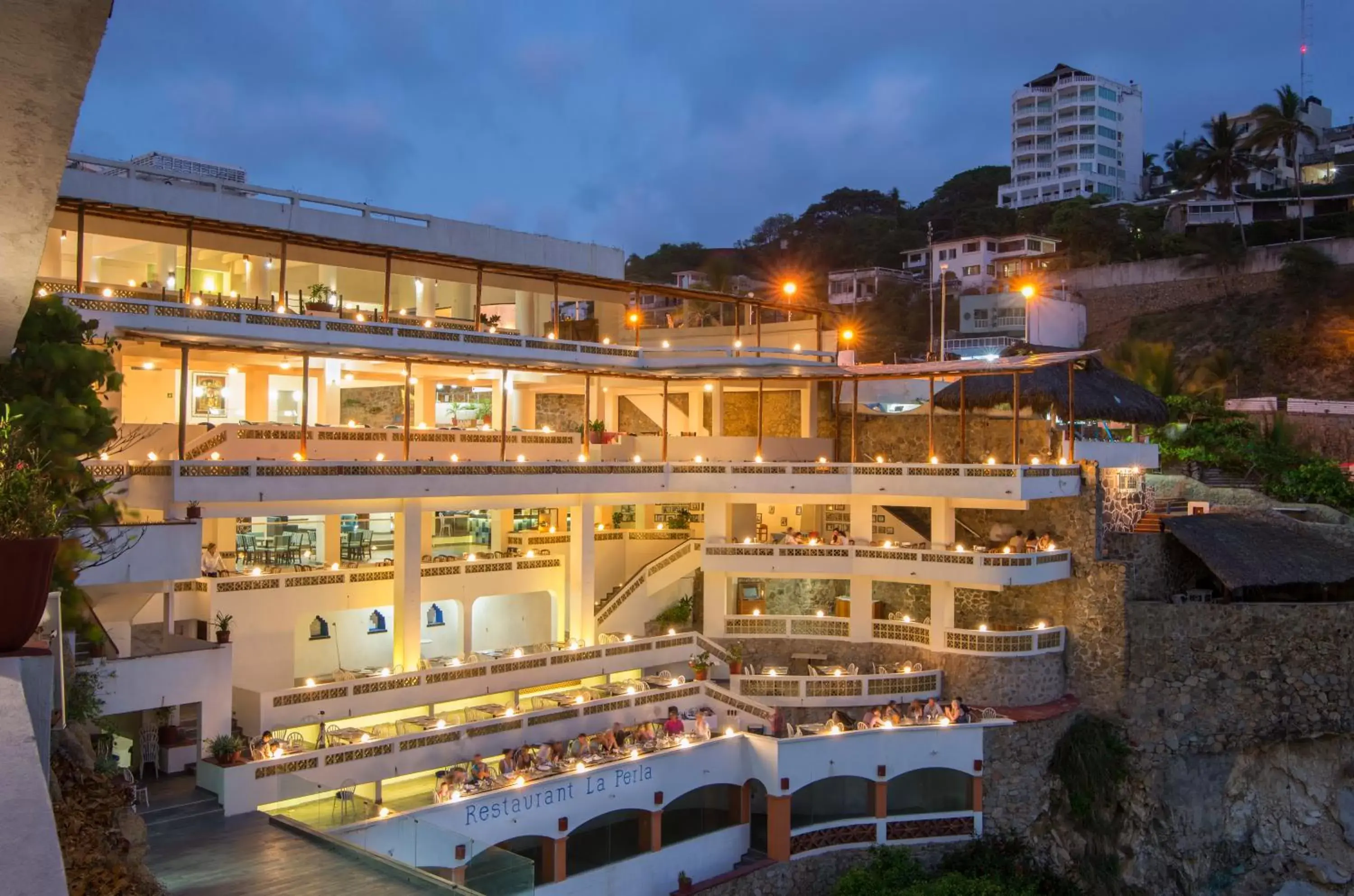 Restaurant/places to eat, Property Building in Mirador Acapulco