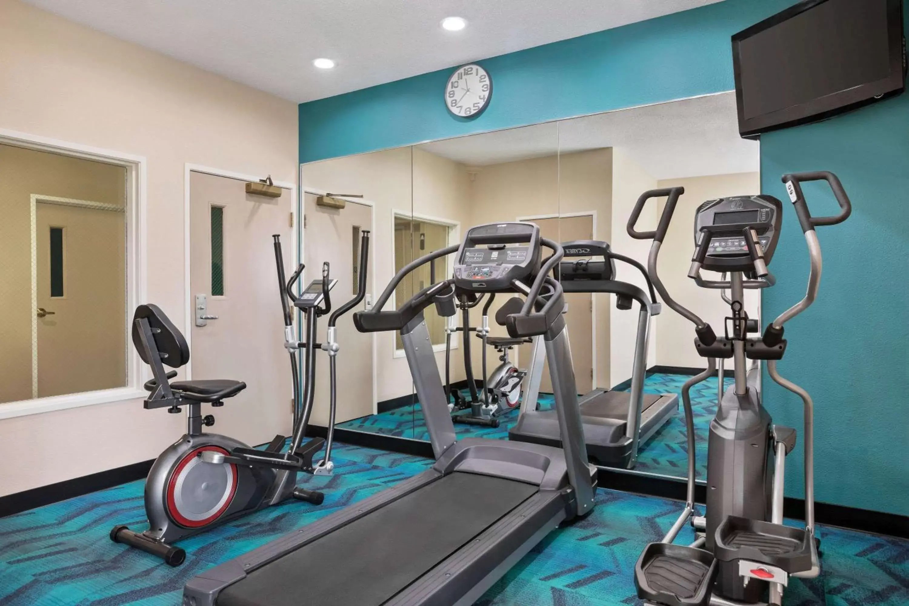 Fitness centre/facilities, Fitness Center/Facilities in Baymont by Wyndham Evansville East