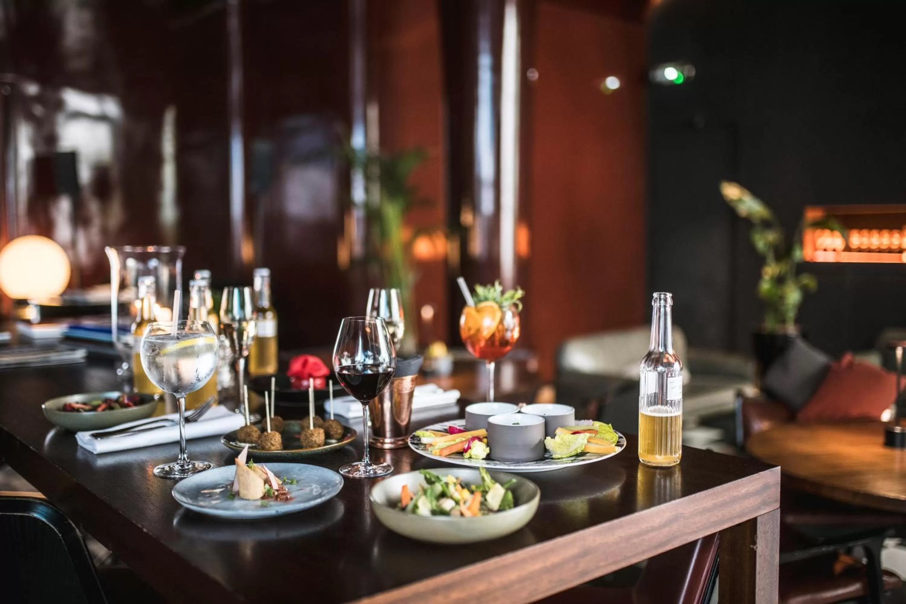 Restaurant/places to eat in Hotel Les Bains Paris