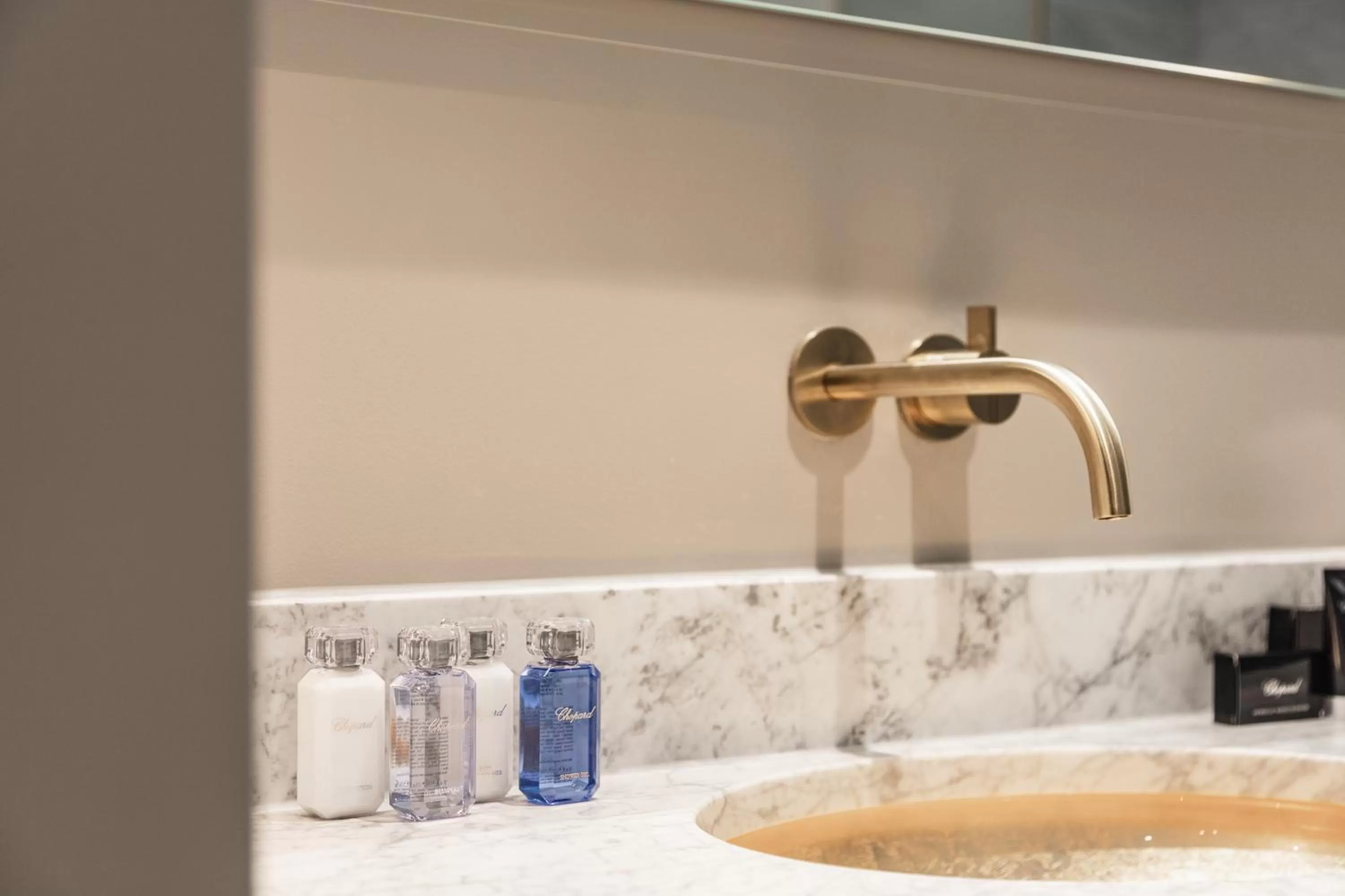 Bathroom in Hotel 717