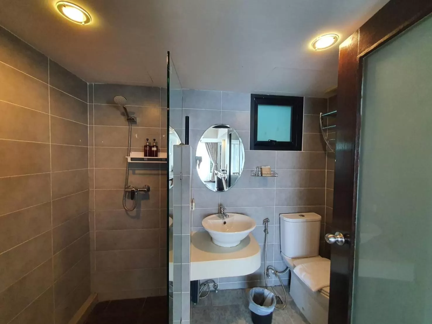 Toilet in Goldenbell Hotel Chiangmai