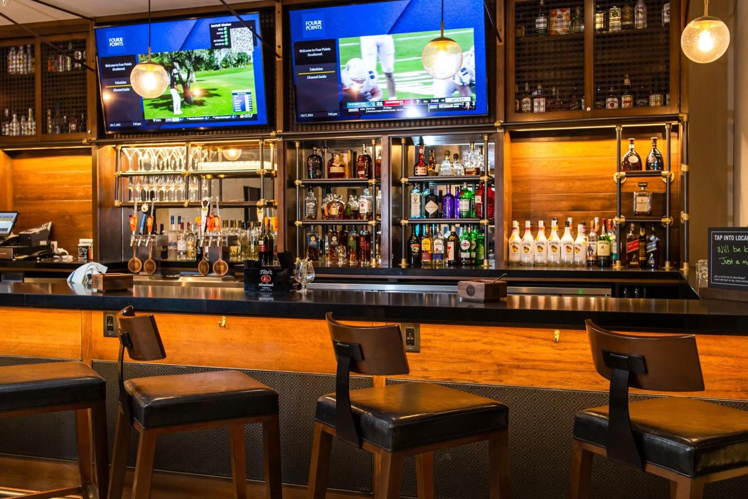 Restaurant/places to eat in Four Points by Sheraton Deadwood