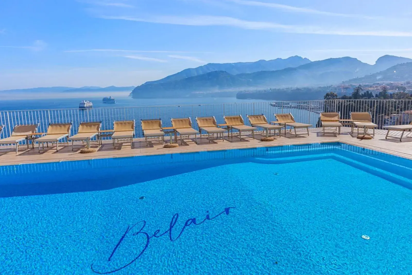 Pool view, Swimming Pool in Hotel Belair