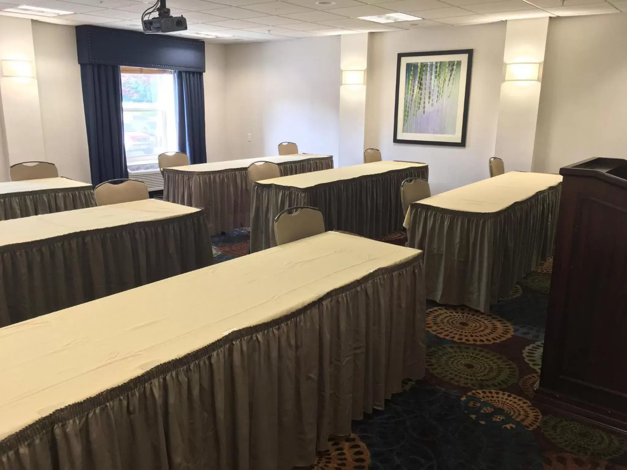 Meeting/conference room in Holiday Inn Express Danbury I-84, an IHG Hotel