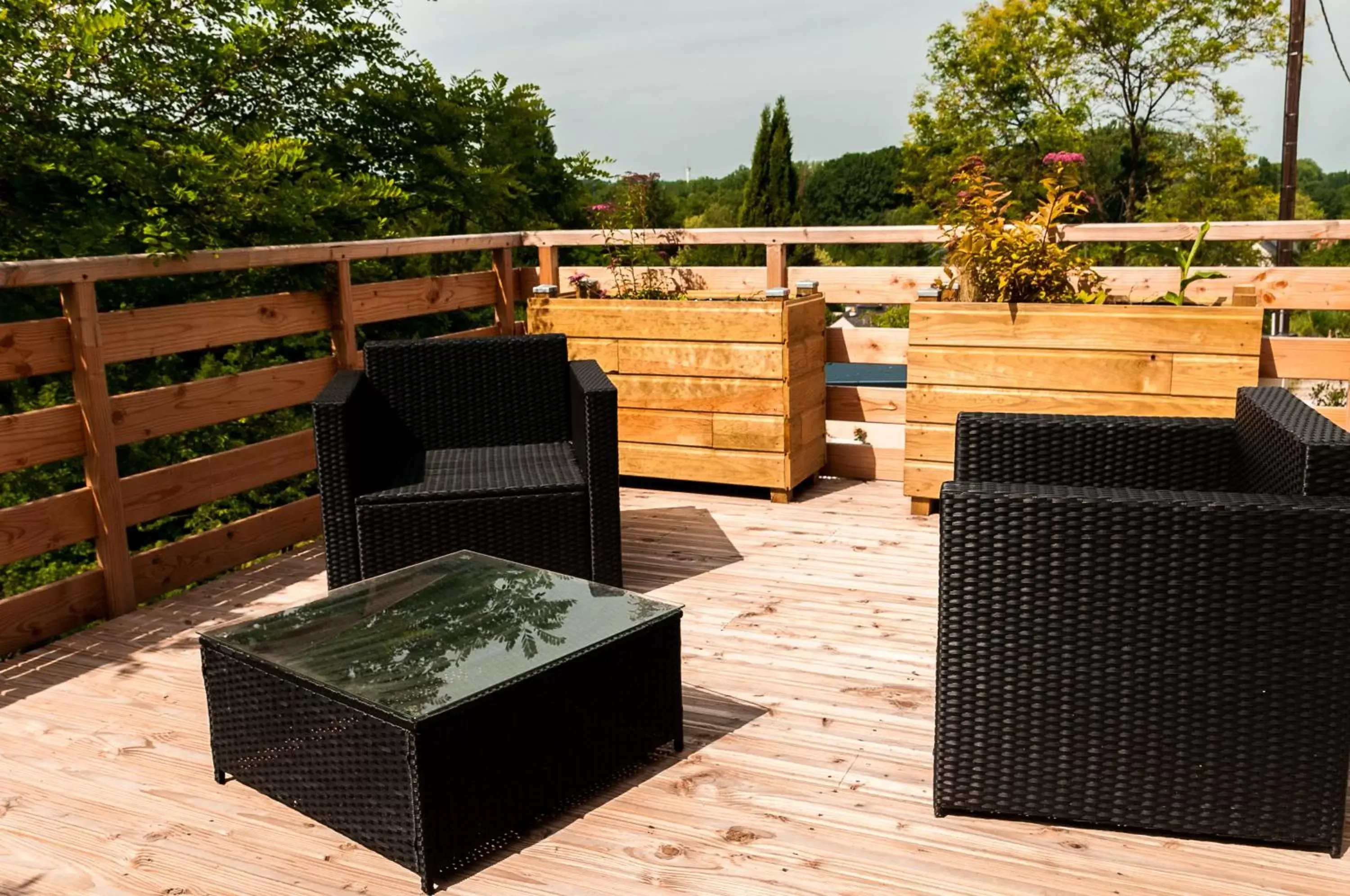 Balcony/Terrace in Logis Hôtels Troglododo