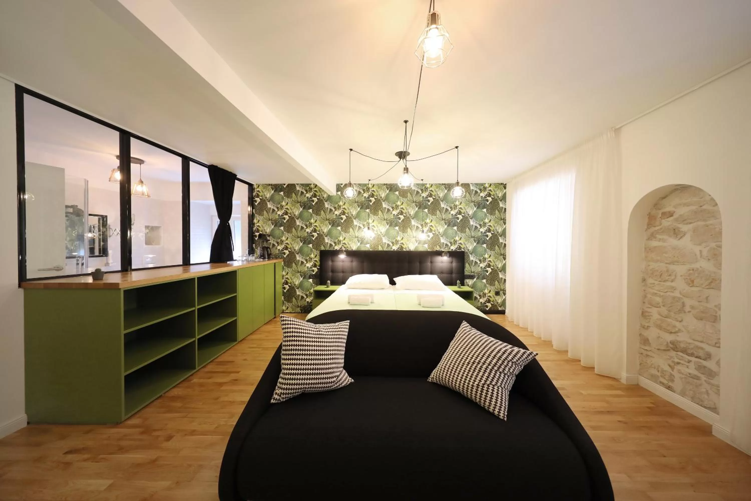 Bed in Central Apartments Integrated Hotel