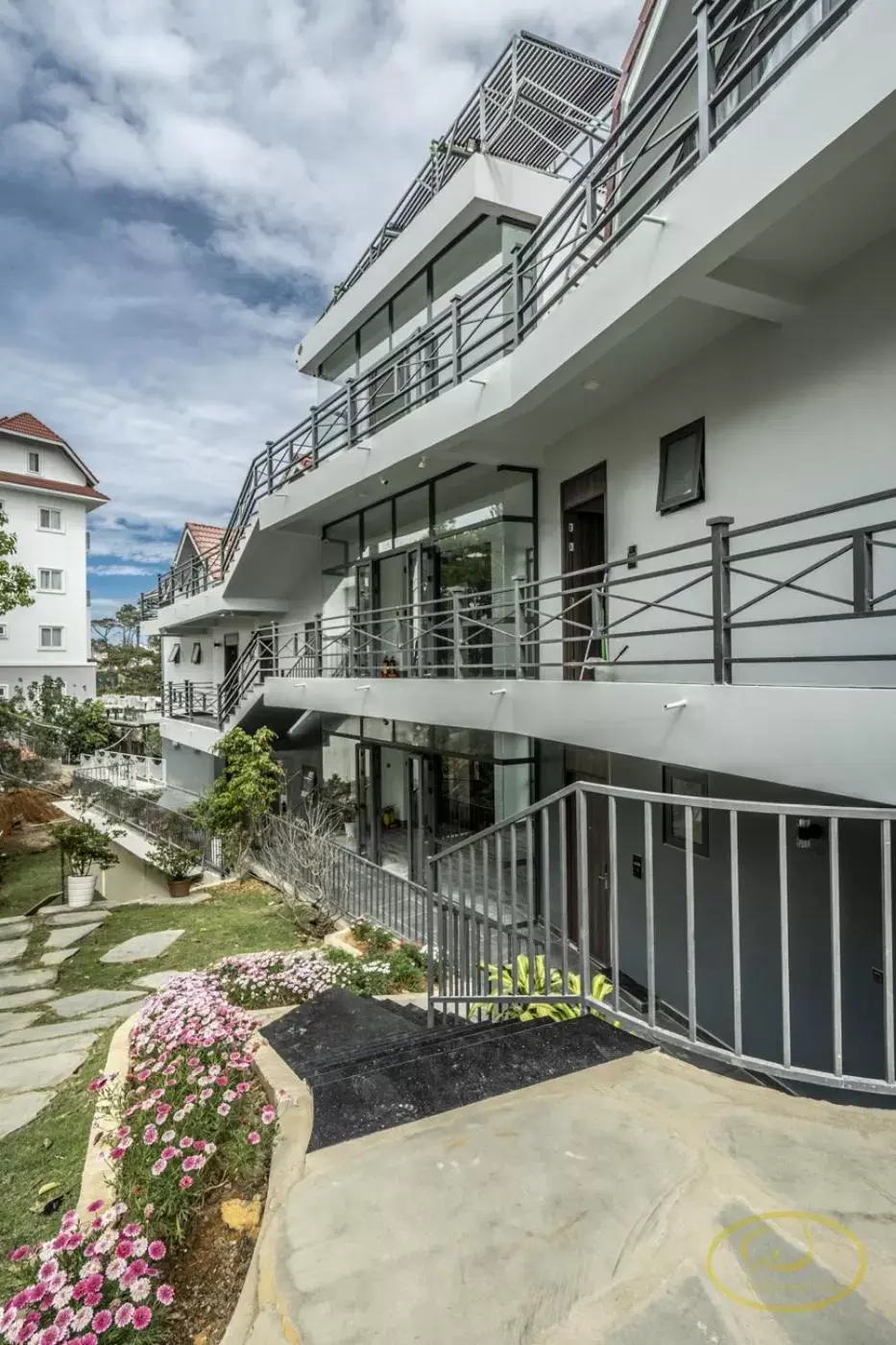 Property Building in Hong Mon Villa