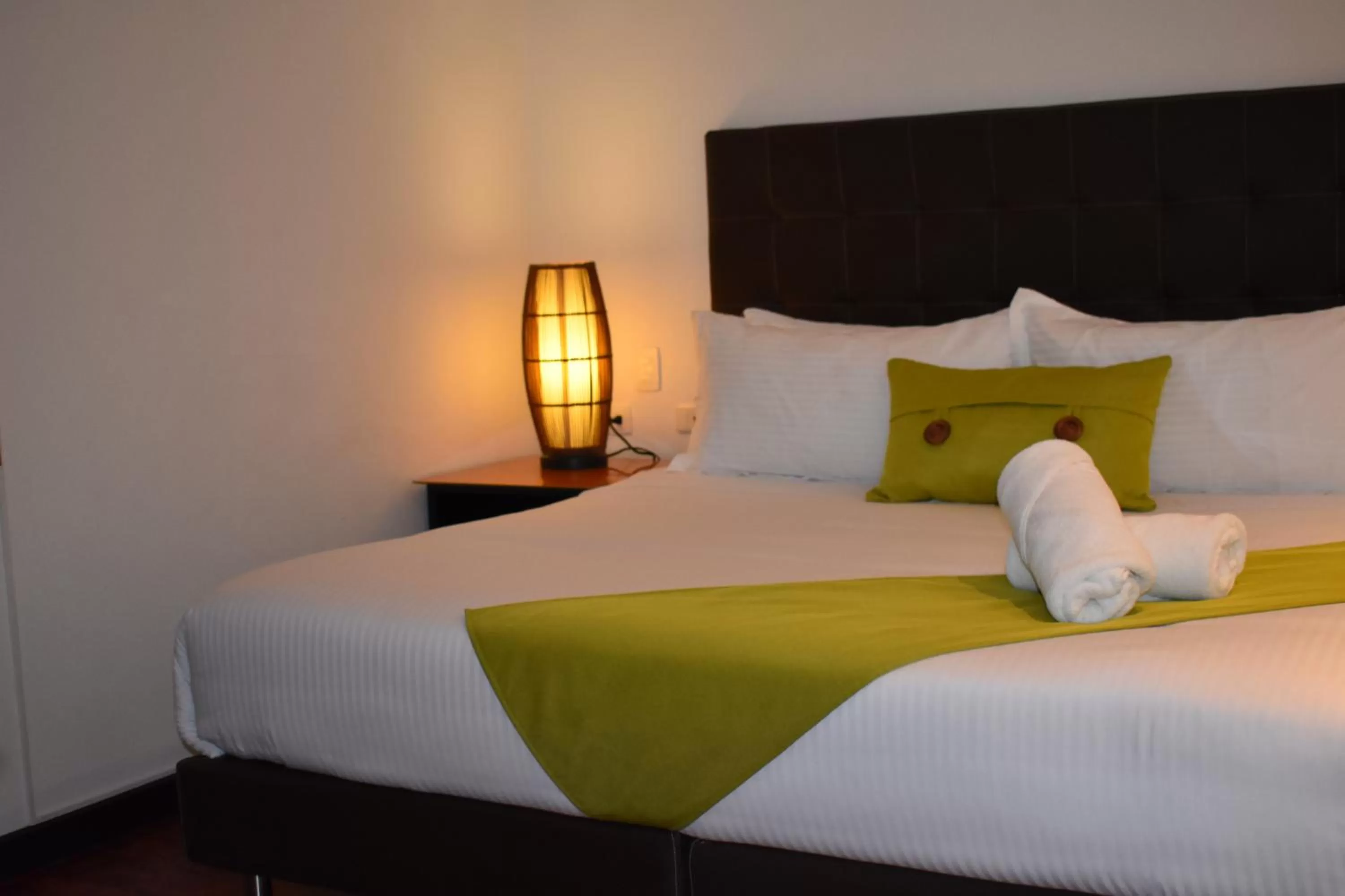 Bedroom, Bed in Hotel Bambu Inn