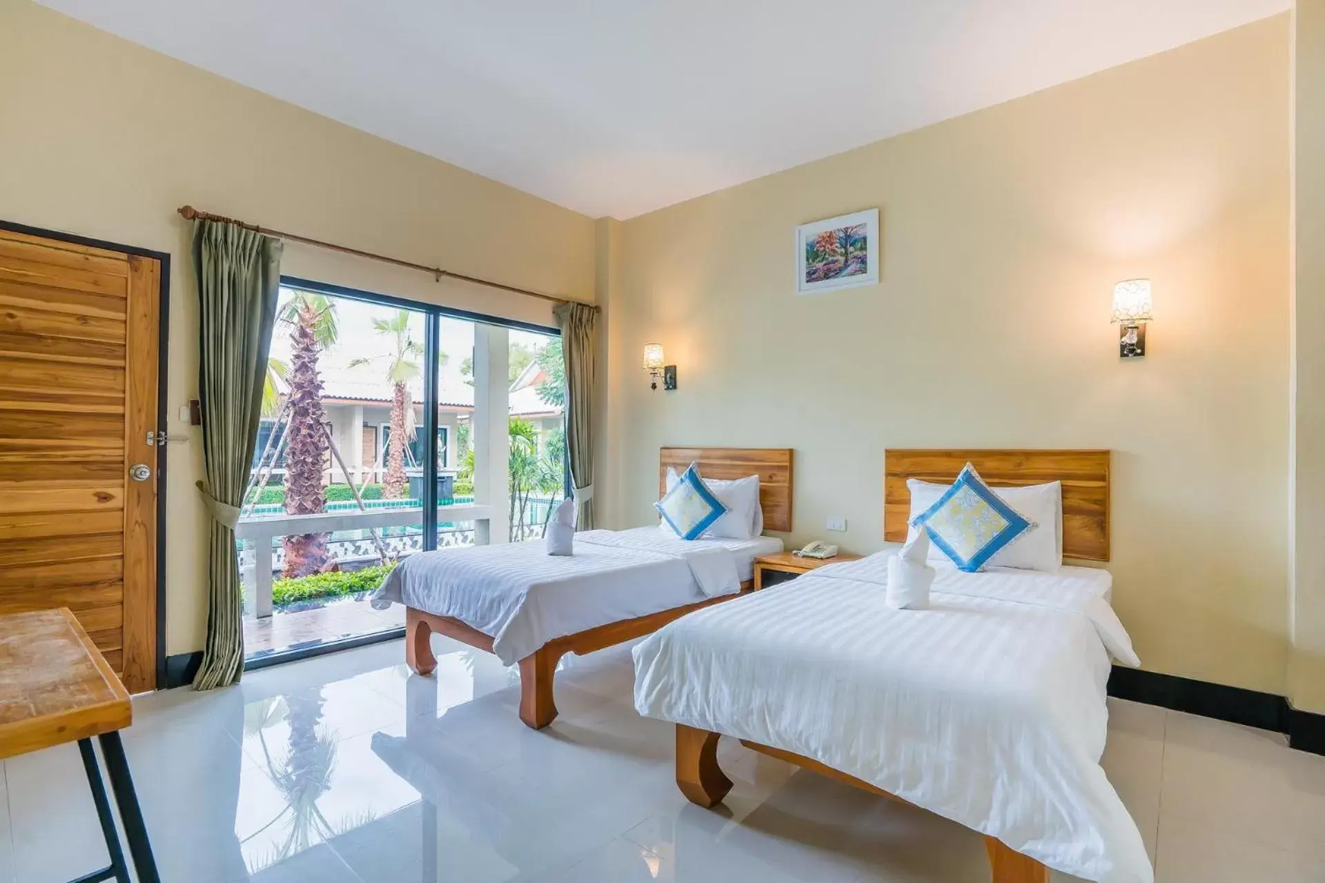 Bed in Tontan Resort Cha-am