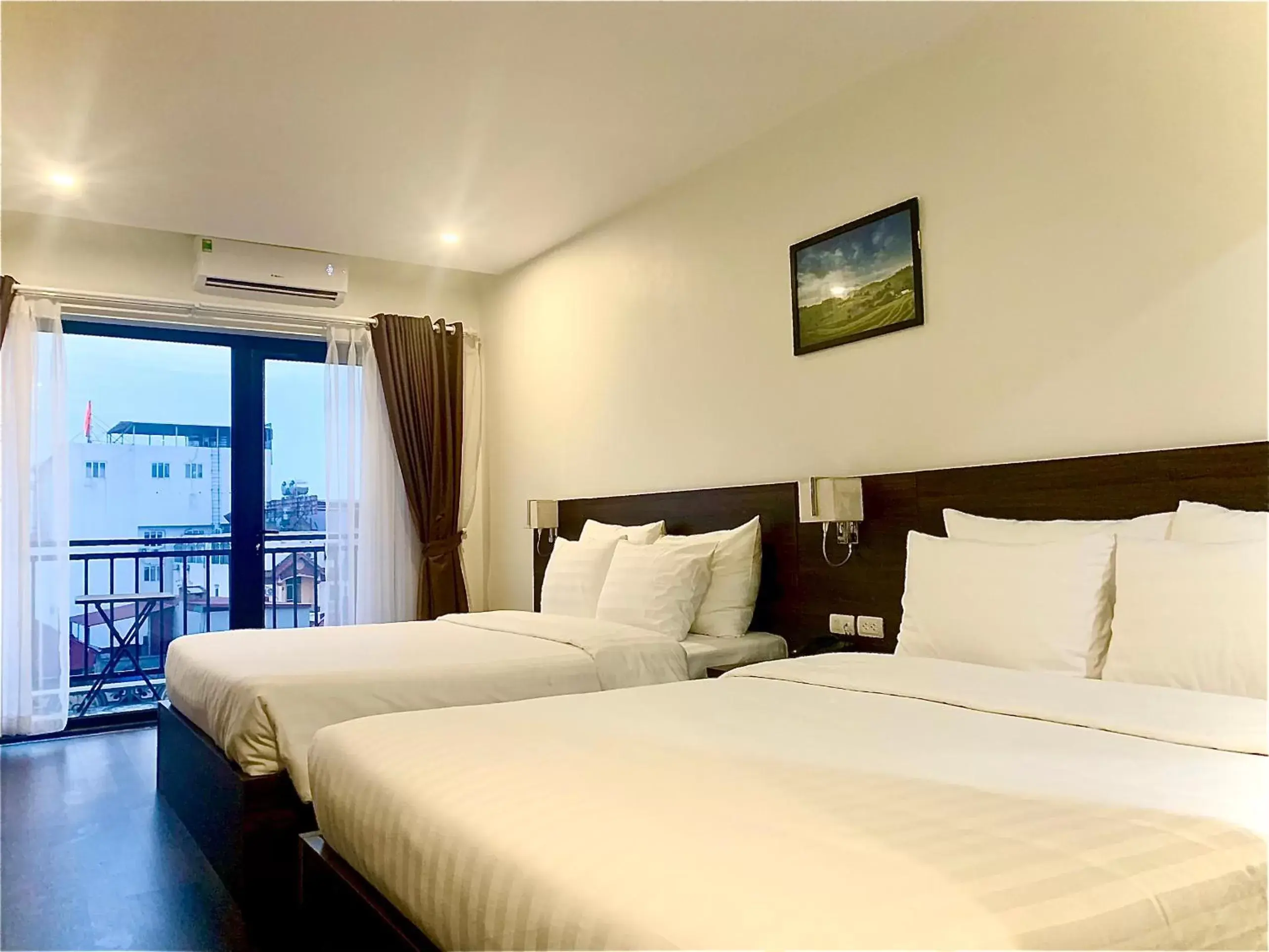 Family Room in Paragon Noi bai Hotel & Pool Family Room in Paragon Noi bai Hotel & Pool