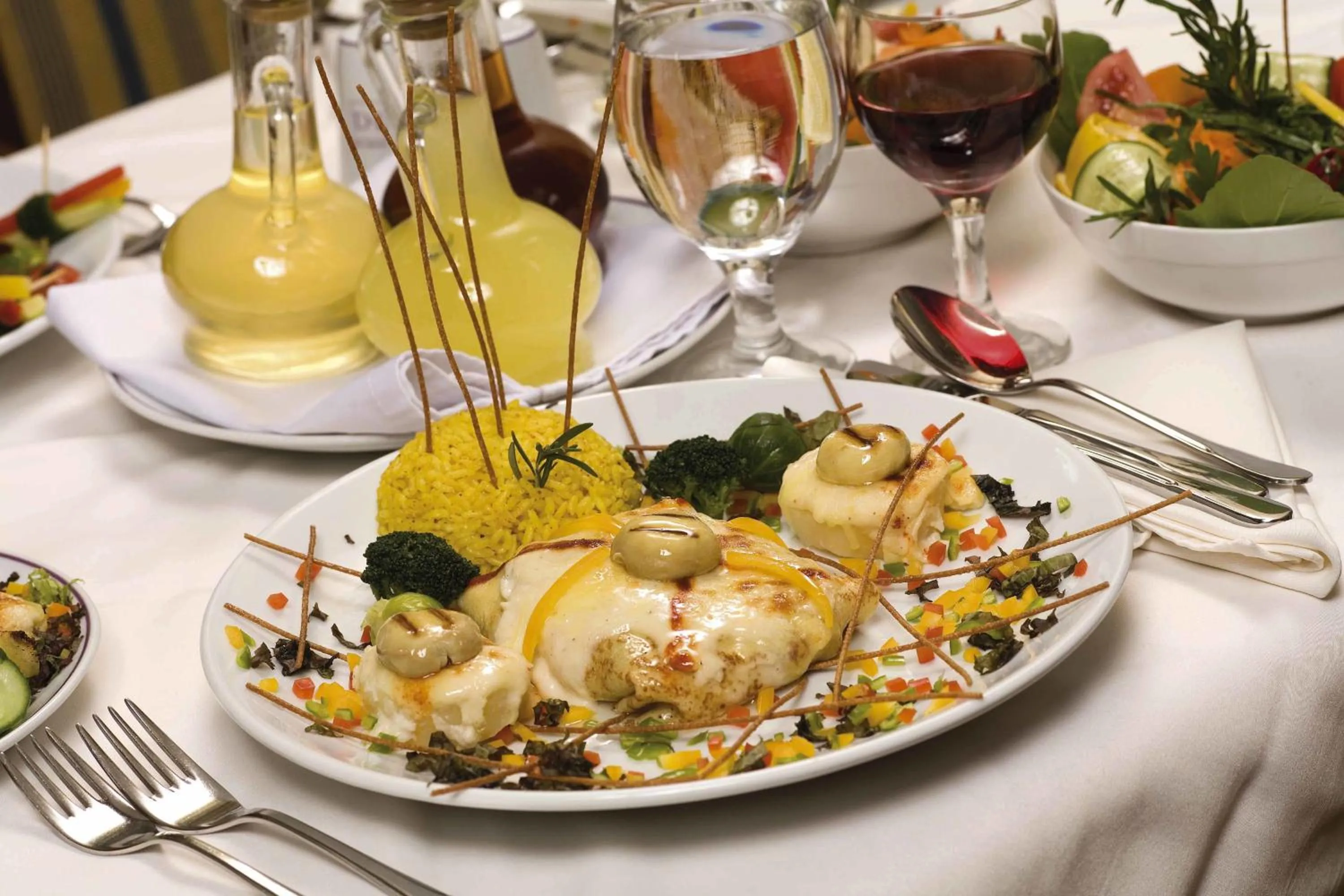 Restaurant/places to eat in Dila Hotel