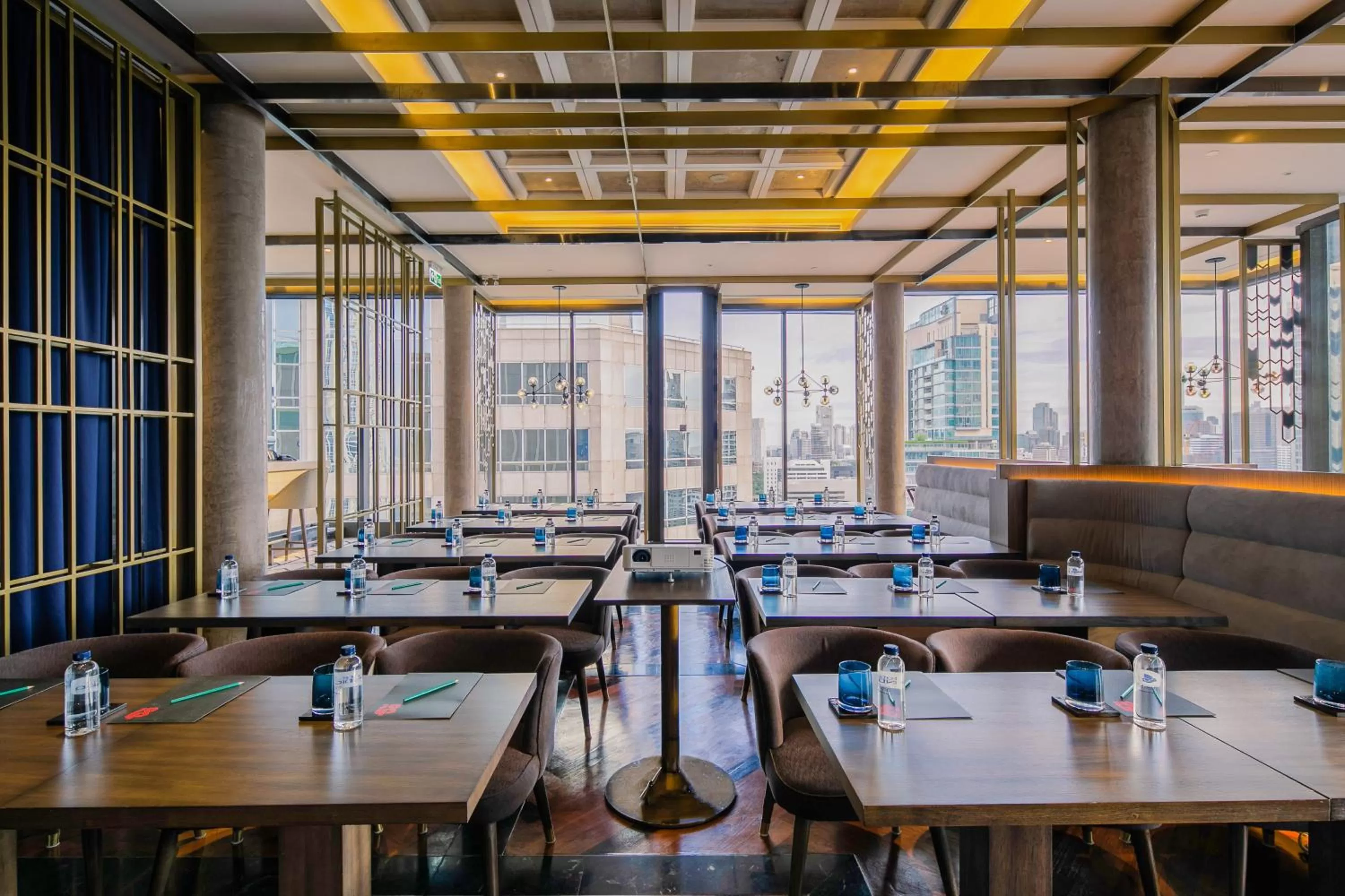 Meeting/conference room in Hotel Indigo Bangkok Wireless Road by IHG